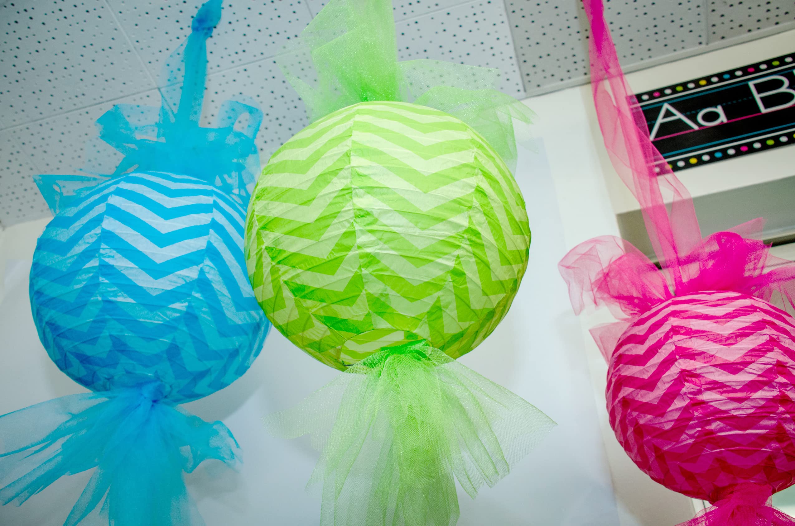 Chevron Paper Lanterns (Tcr77226)
