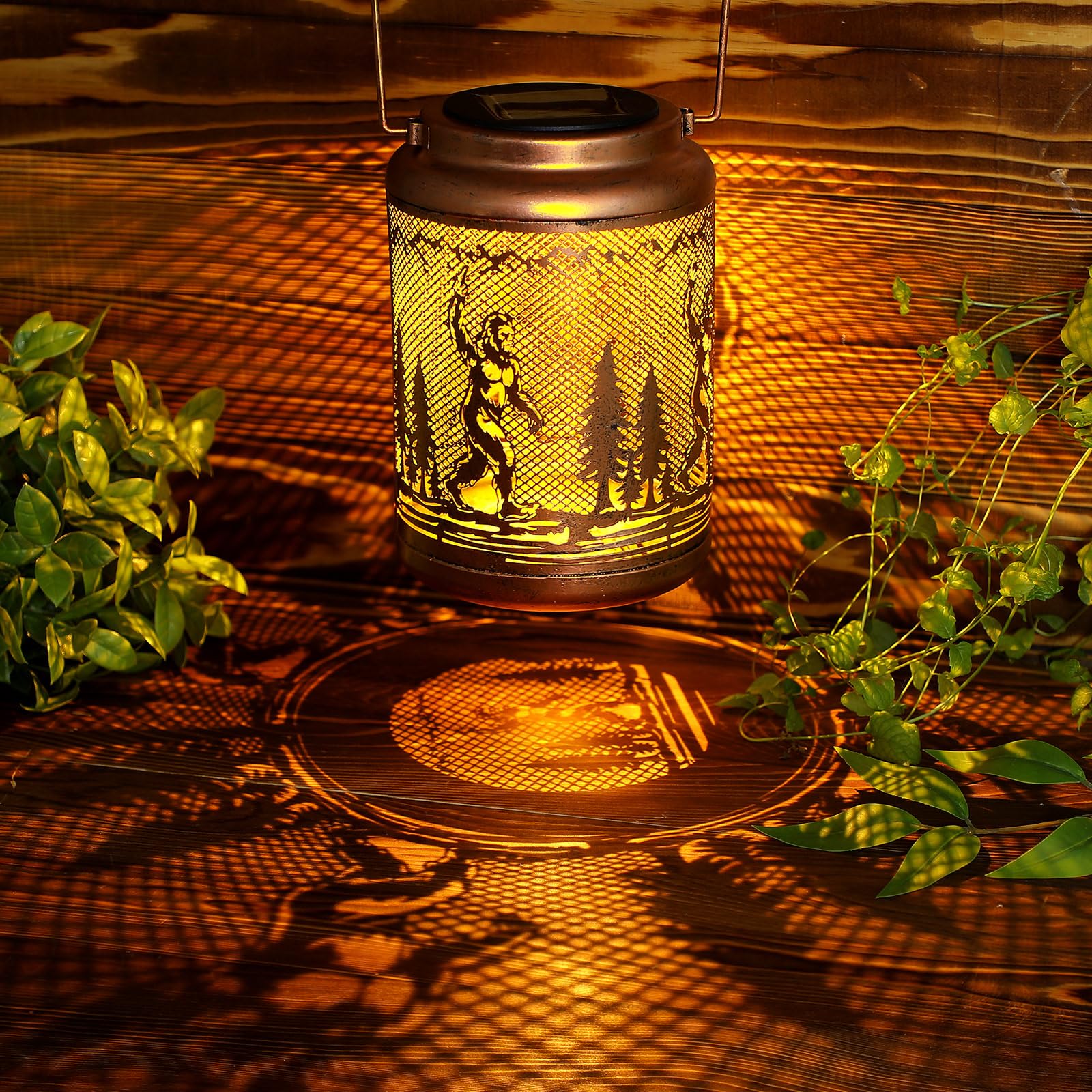 Grinsvalley Bigfoot Sasquatch Gifts for Men Bigfoot Solar Lanterns Outdoor Big Foot Yard Decor Waterproof Hanging Funny Peaking 