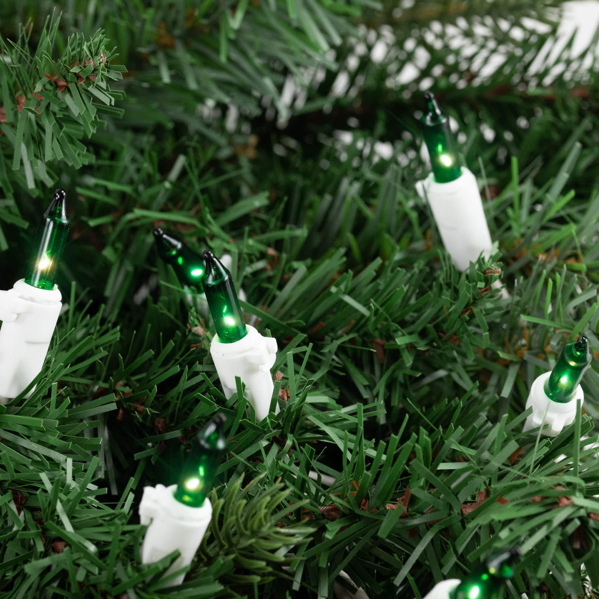 Northlight 35-Count Green Mini Christmas Light Set, 7ft White Wire, Glass, Model NL02297