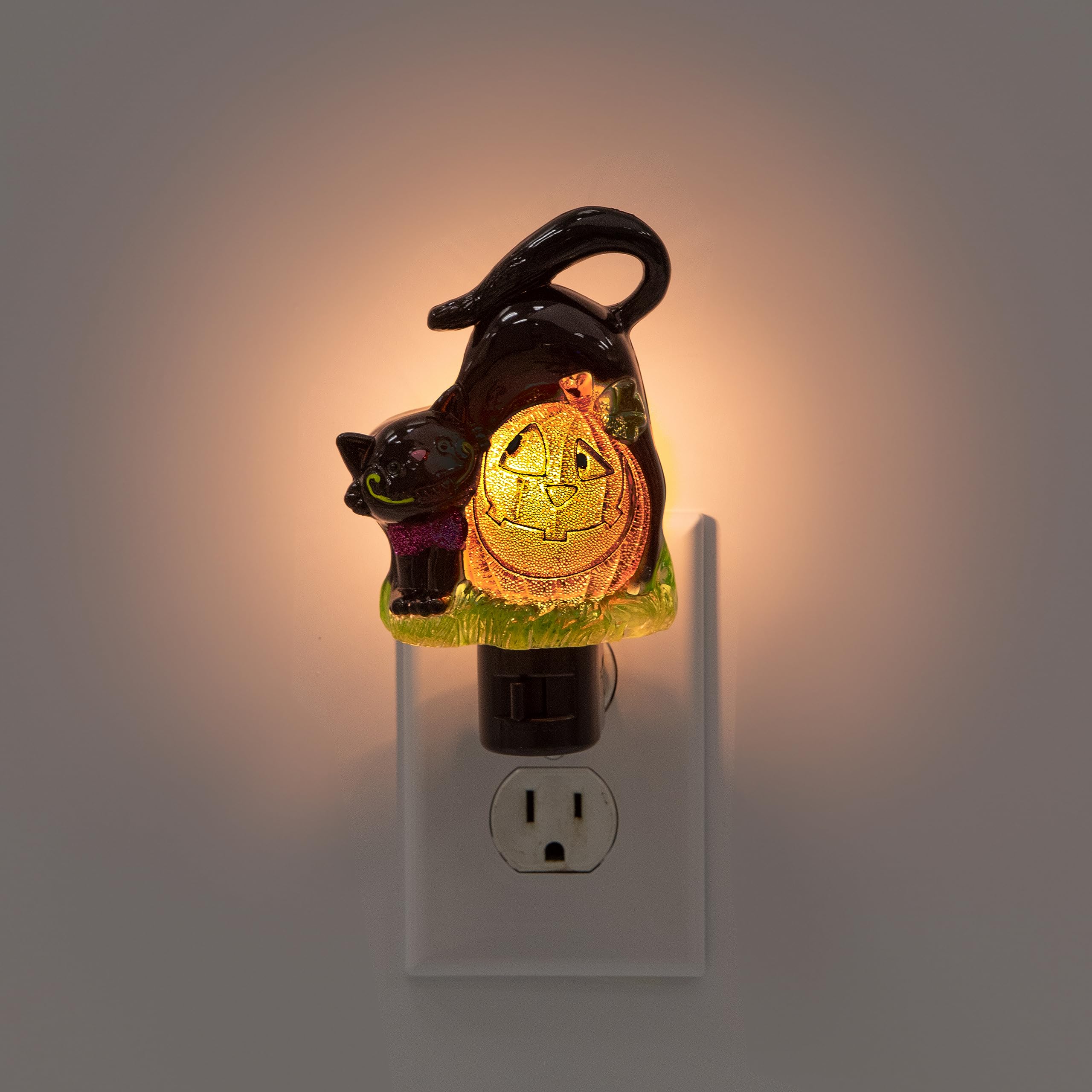 Creative Hobbies Holiday Decor Night Lights - Featuring Halloween Jack O' Lantern Pumpkin And Black Cat With Rotational Socket A