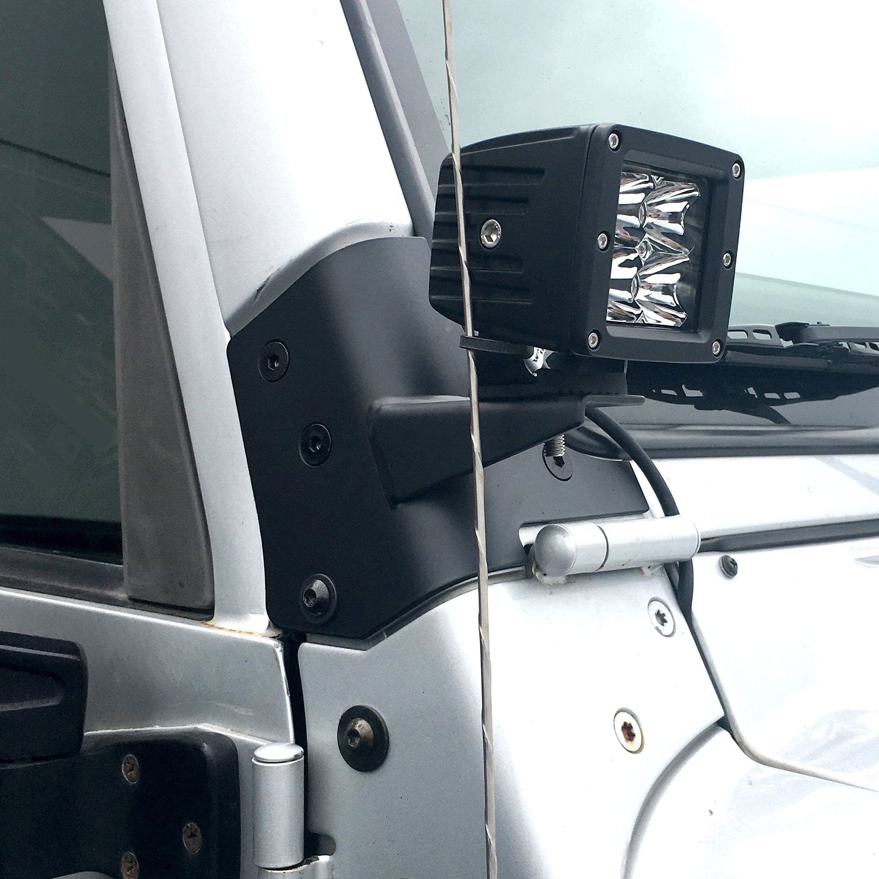 Smittybilt Wndshld Hinge Light Brckt - Sb7608