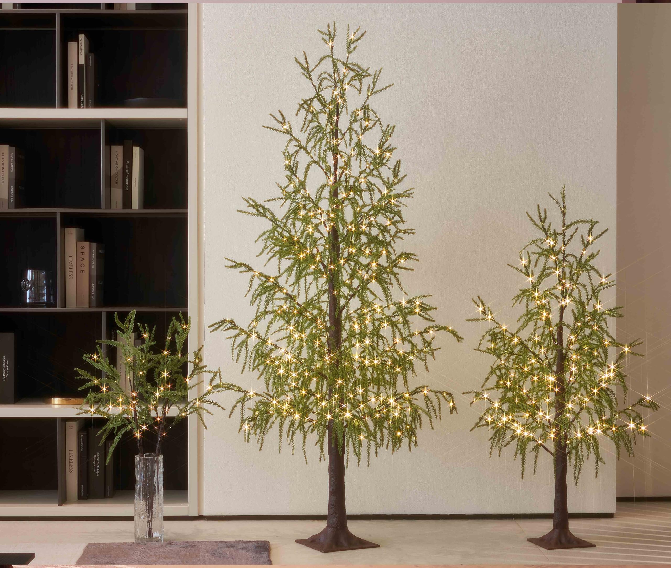 LITBLOOM Lighted Norfolk Pine Branches with 60 Fairy Lights, 32IN, Green, USB & Battery Operated for Christmas Decoration
