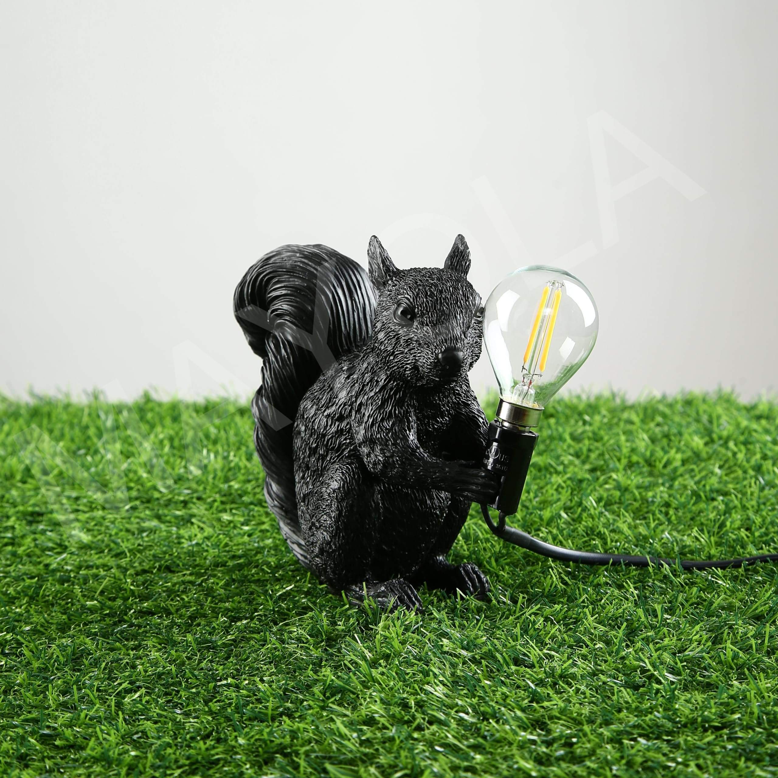 Mayola Modern Resin Squirrel Table Lamp, Desk Lamp,Led Niht Light Resin Squirrel Lighting Fixture For Living Room, Bedroom,Home