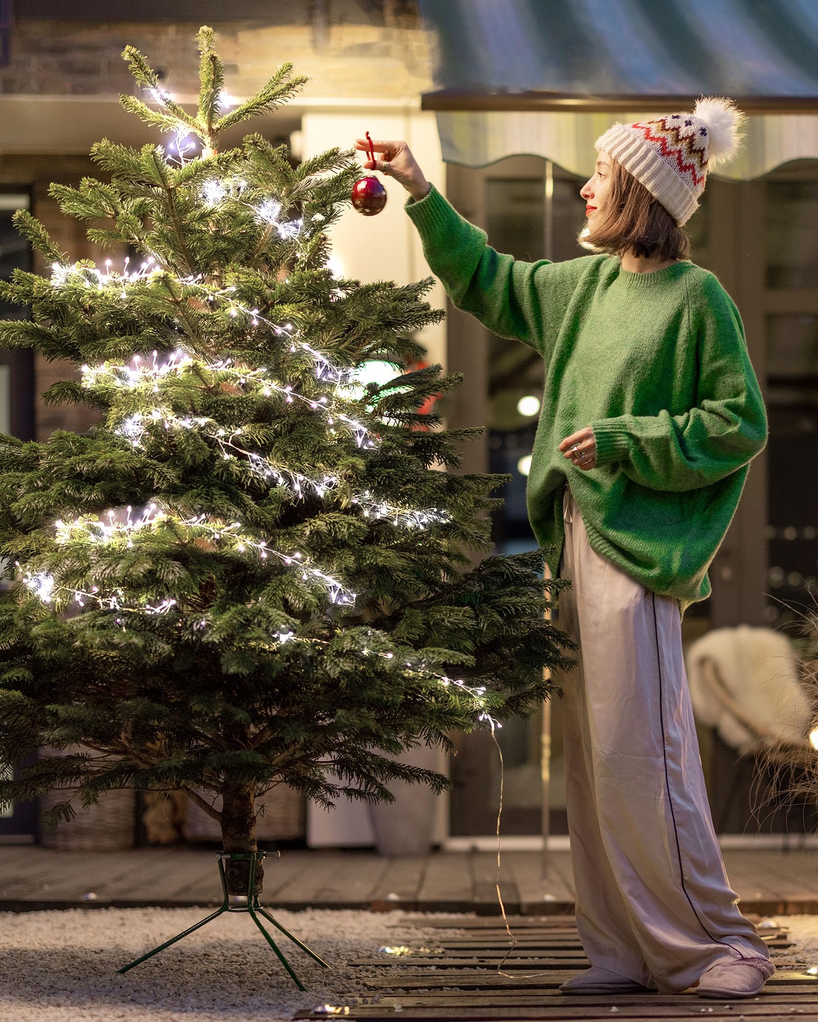 10Feet Battery Operated Fairy Lights, 120Leds Firecracker String Lights Waterproof Silver Wire Starry Firefly Lights For Diy Wreath Home Weeding Indoor Outdoor Christmas Decorations, Pure White