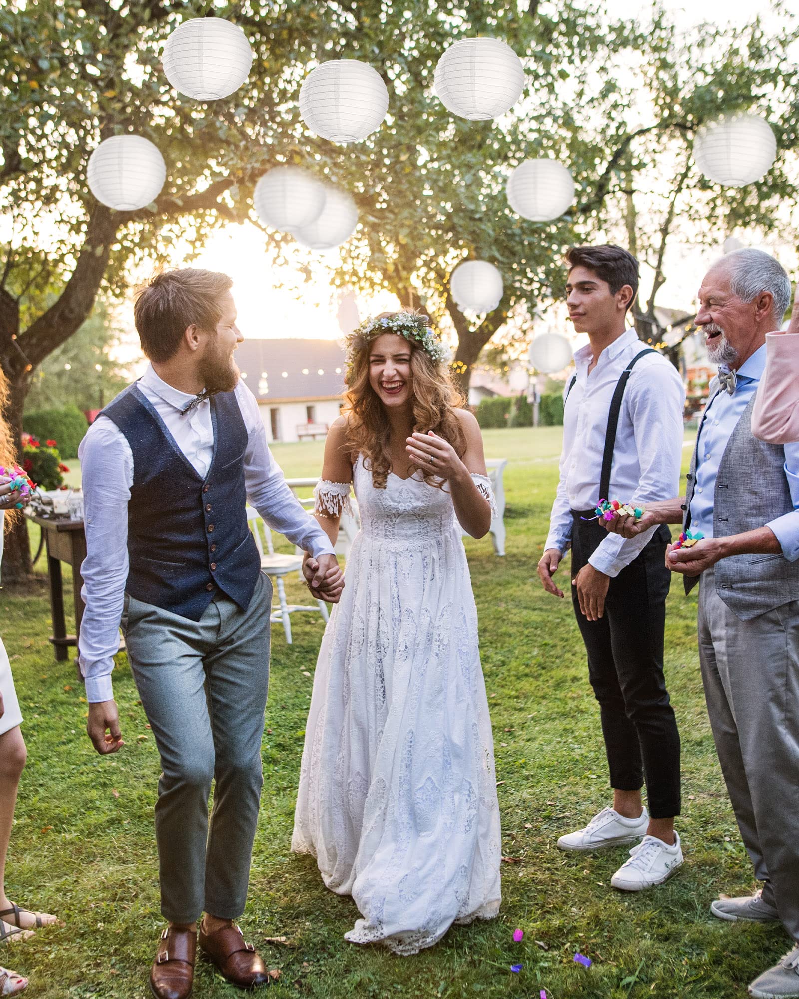 Treela 30 Pack White Paper Lanterns, 6 Inch Decorative Hanging Ball Lamps for Weddings & Parties