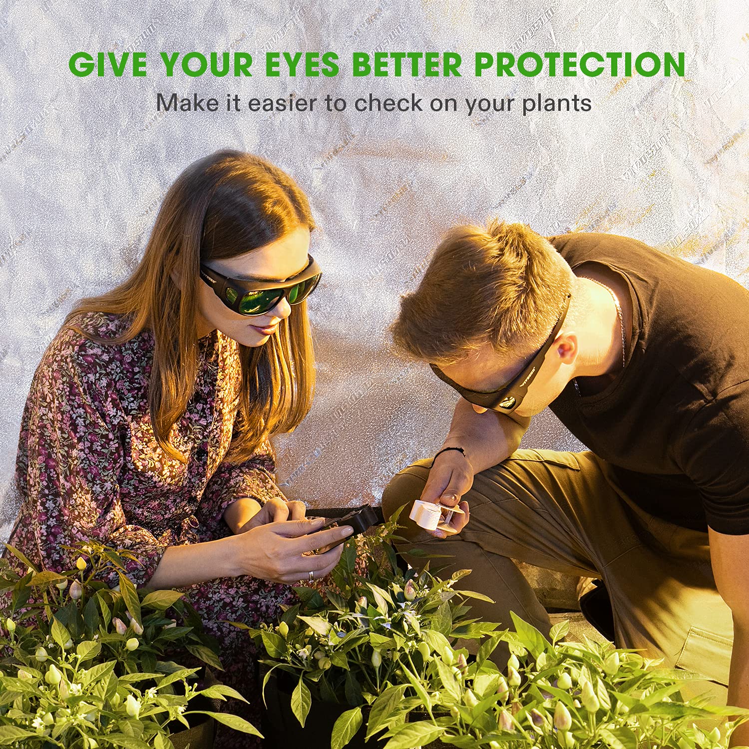 VIVOSUN Hydroponics LED Grow Room Glasses with Case - Green, Optimal Light Protection for Indoor Gardening