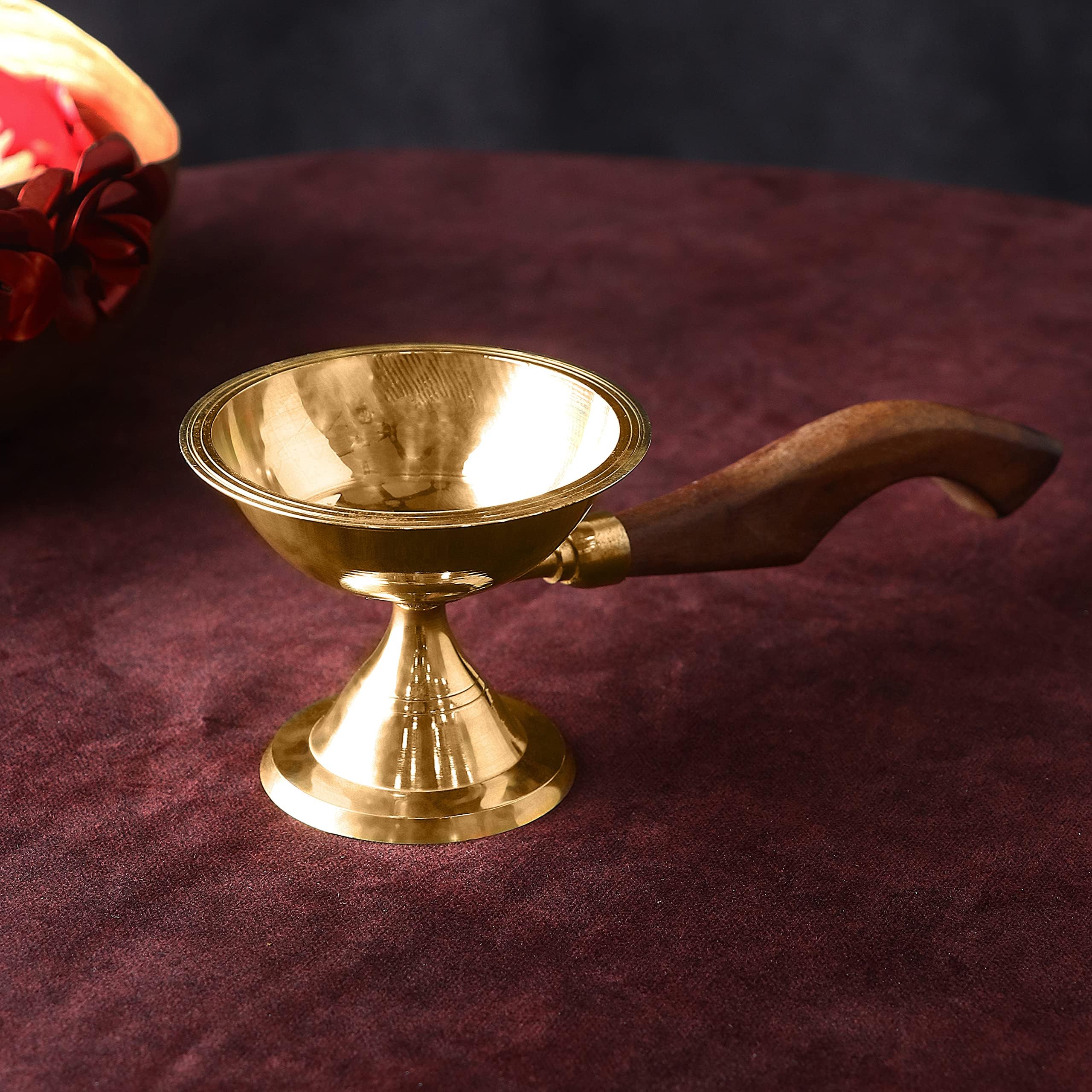CRAFTSMAN Hand held Puja Jyot Brass Diya Oil Lamp. Aarti/Pooja Dia with Handle (Size-1)