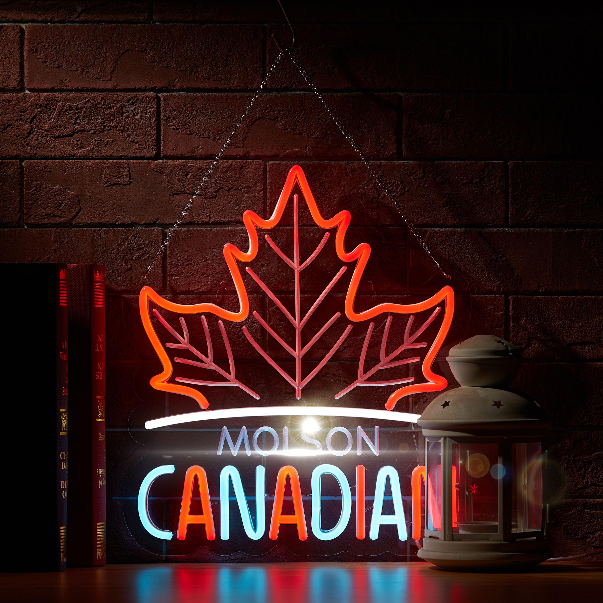 Duoweoy Canadian Neon Sign for Wall Décor Dimmable Mols Bar Beer LED Man Cave Neon Light USB Powered Neon Art Signs Decor Gifts