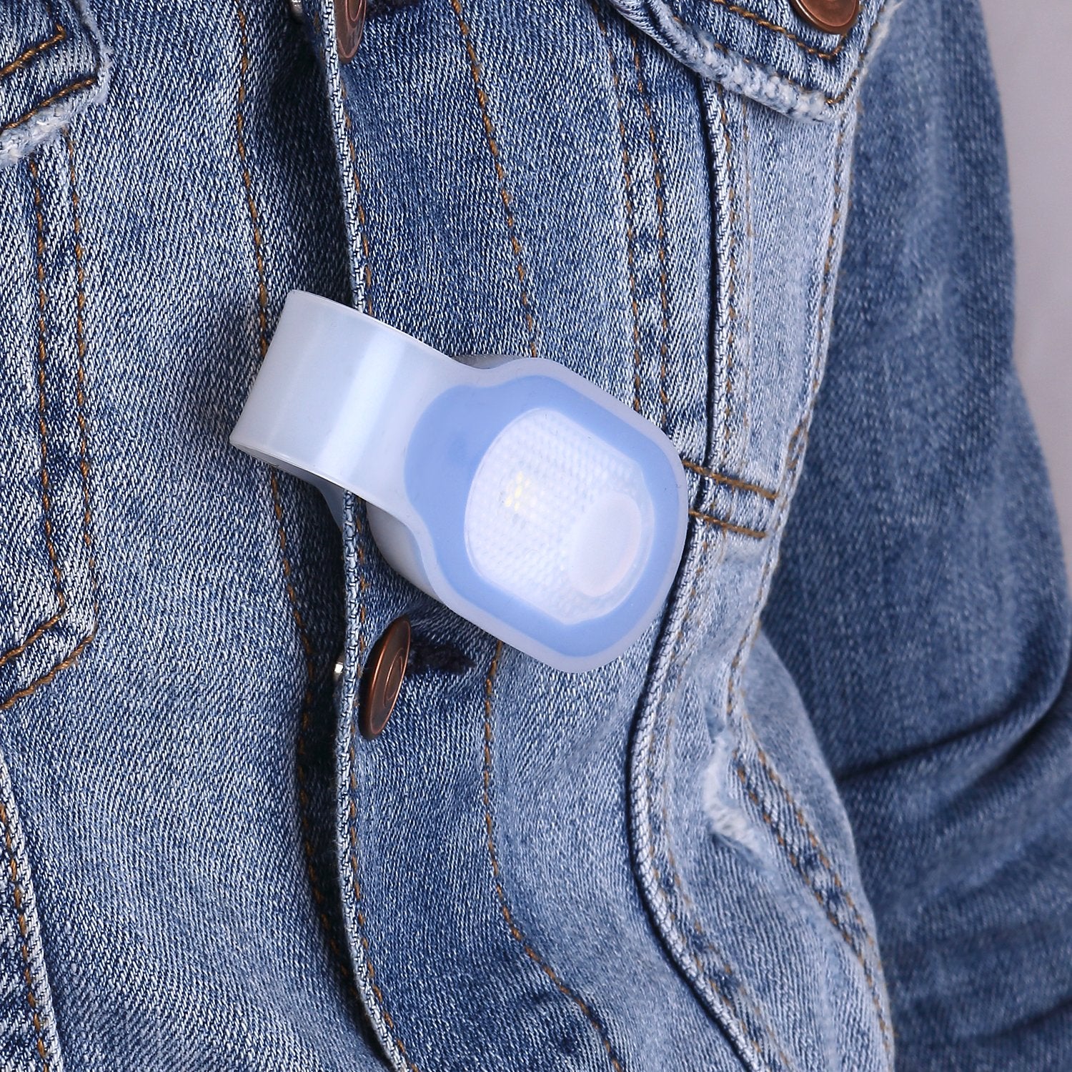 Alonefire LED Clip-on Flashlight - Magnetic, Hands-Free, Plastic, Model PL200, Ideal for Nurses & Outdoor Emergencies, SKU2156