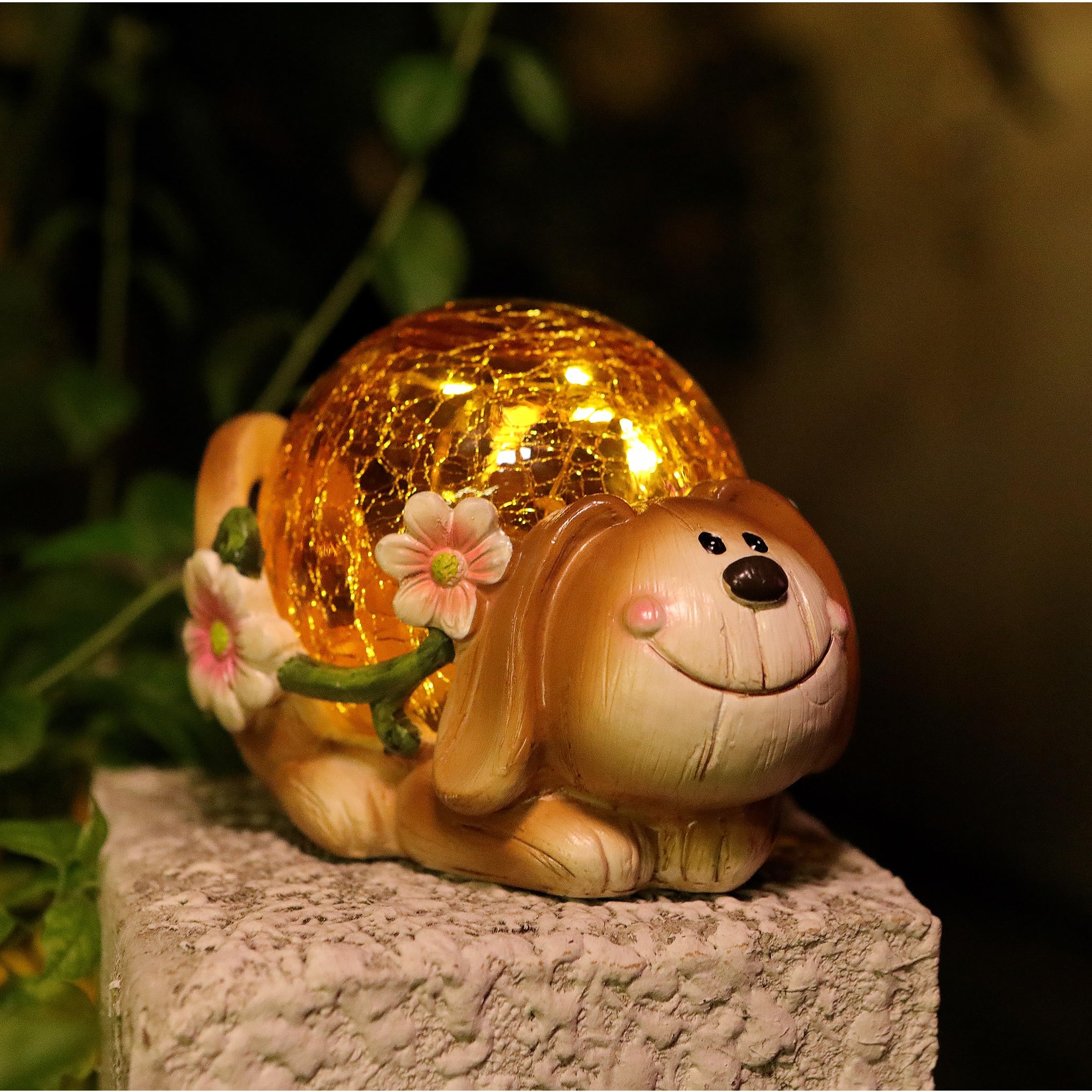 Hdnicezm Solar Garden Dog Statue Outdoor Decor -Resin Dog Figurines With Solar Cracked Glass Light Indoor Outdoor Decorations Fo