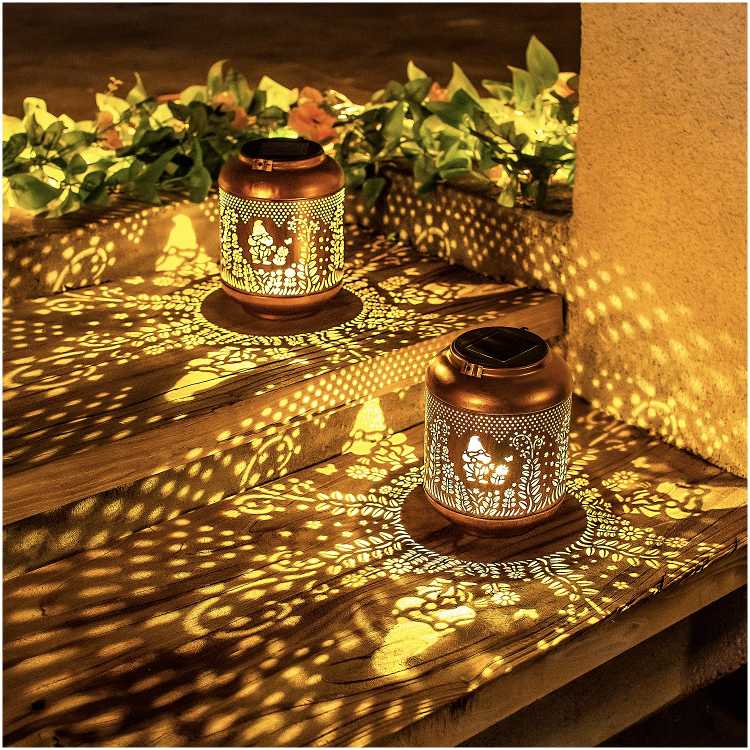 Gnomes Solar Lanterns Outdoor Waterproof Hanging Solar Lights Gnomes Gifts For Women Men Mom Metal Decorative Led Outdoor Lanter