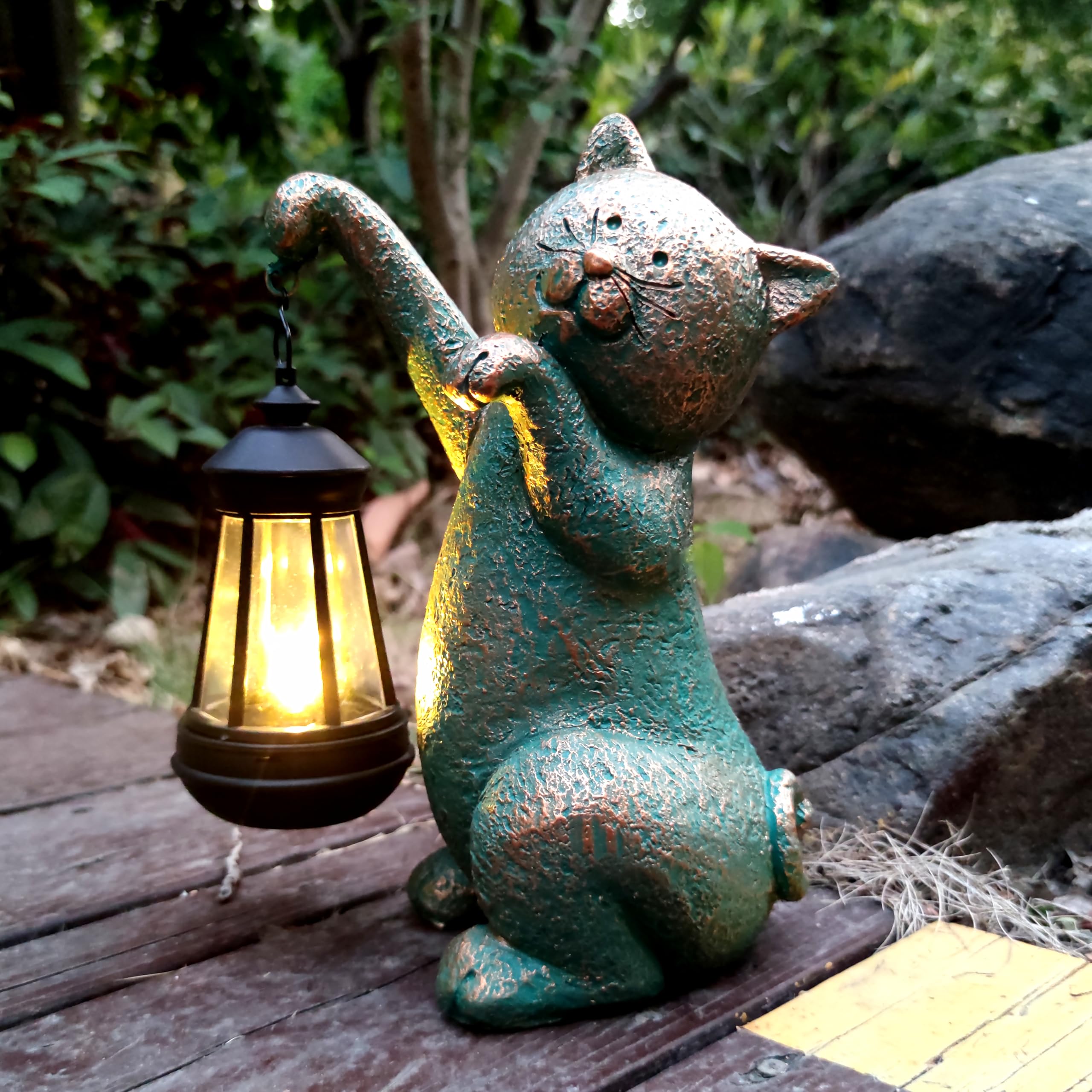 Rctticuu Cat Garden Statue Outdoor D?Cor With Solar Lights Lantern Cat Solar Light Figurines Outside Decorations For Yard Lawn Patio  Balcony  Unique Housewarming Gifts