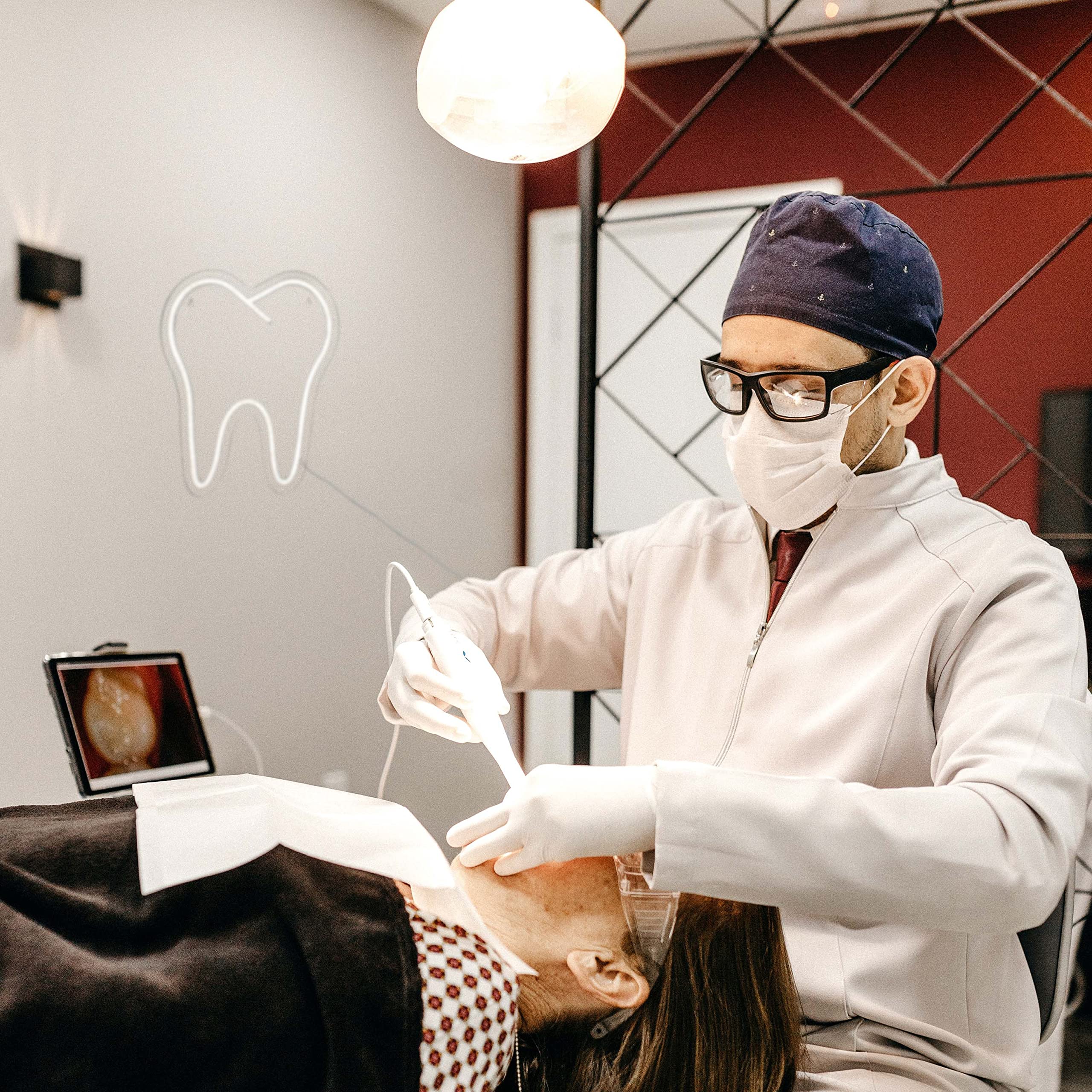 Heliwey Led Tooth Neon Sign - Dental Office Wall Decor, Gift For Dentist & Dental Students, Cool White