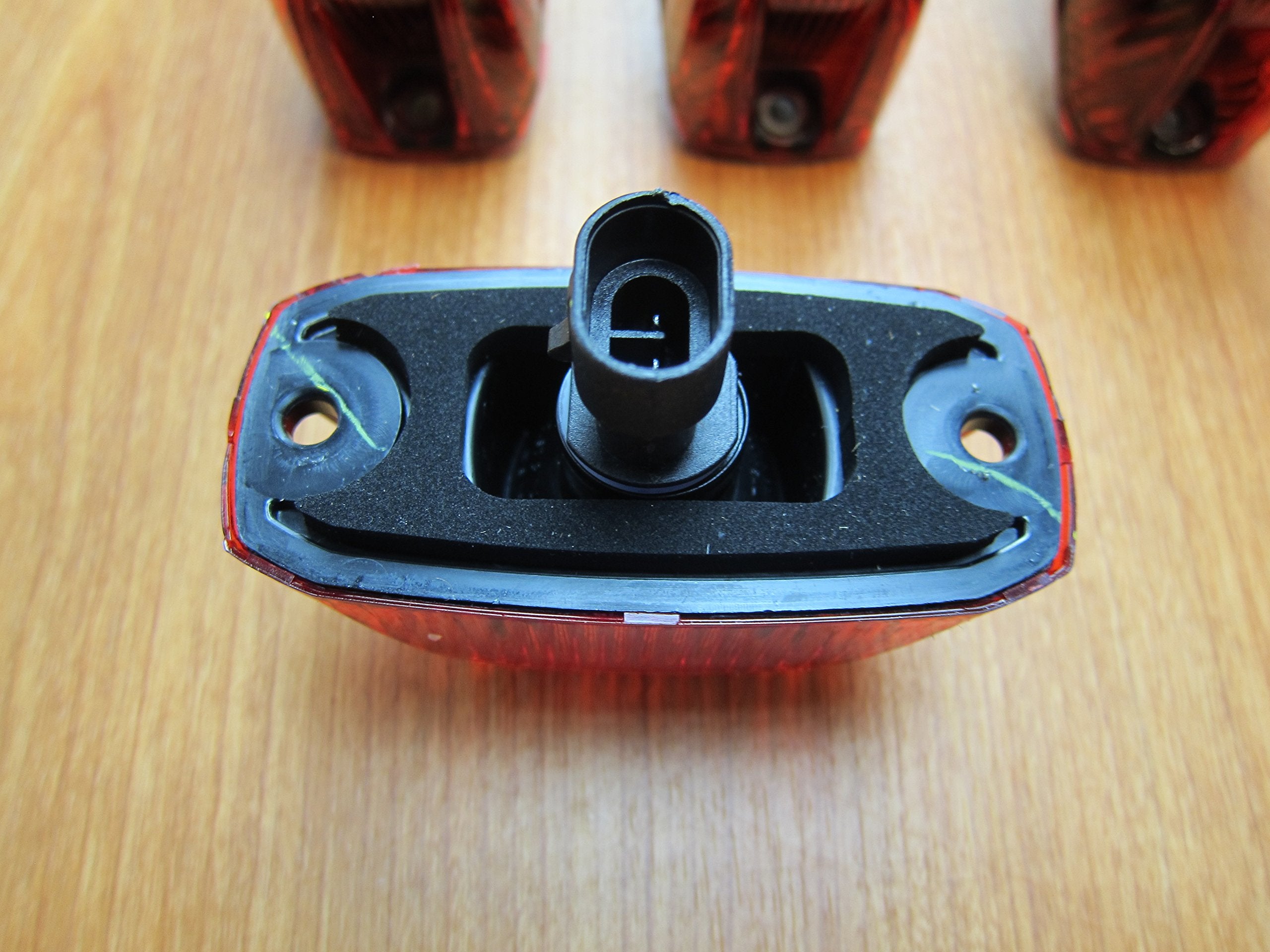 Ram Promaster 1500 - 3500 Rear Roof Mounted Cab Light Lamp Mopar Oem