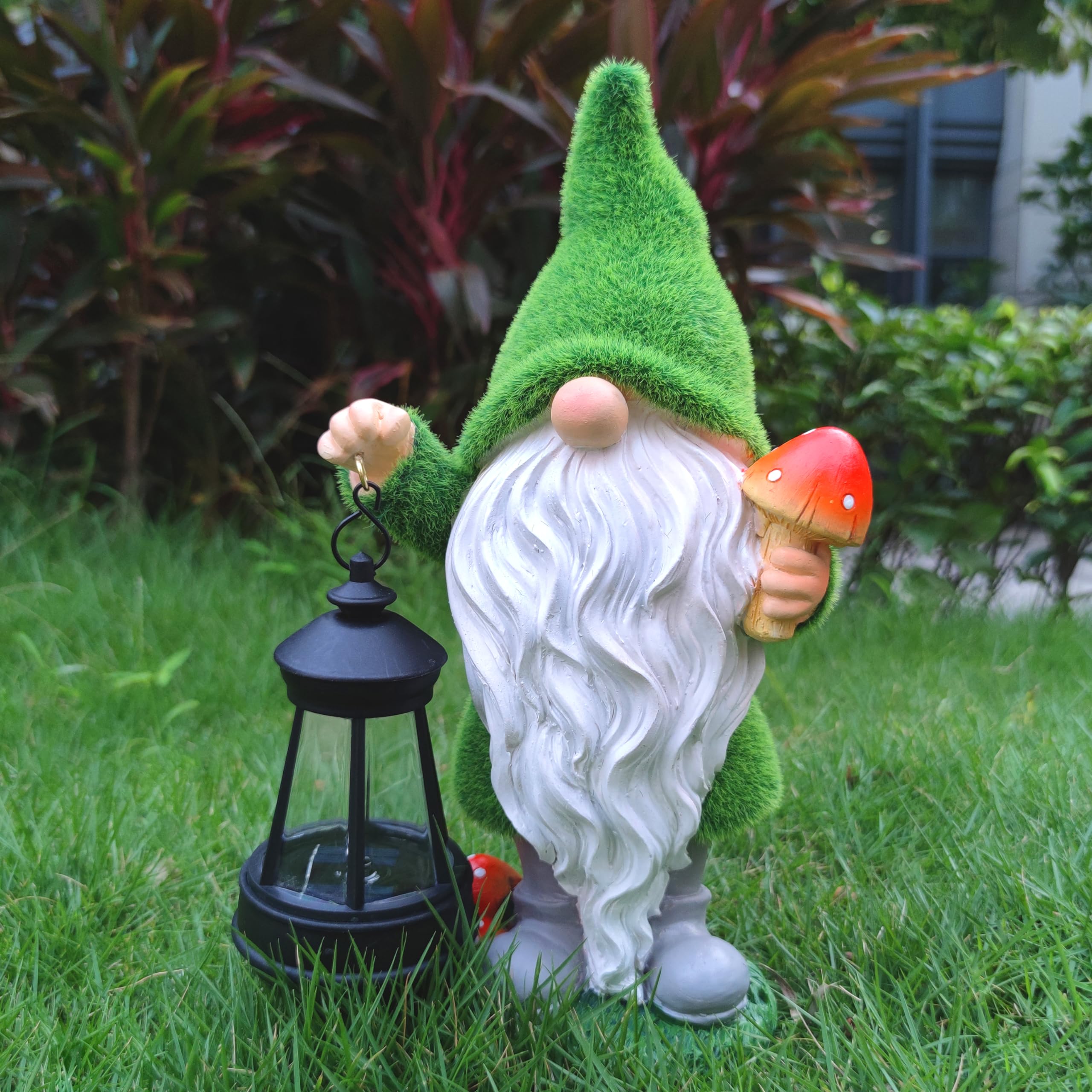 Vioyouns Solar Gnomes Garden Statues,Resin Gnome Figurine Holding Mushroom And Solar Lights Lantern,Outdoor Yard Art Decorations