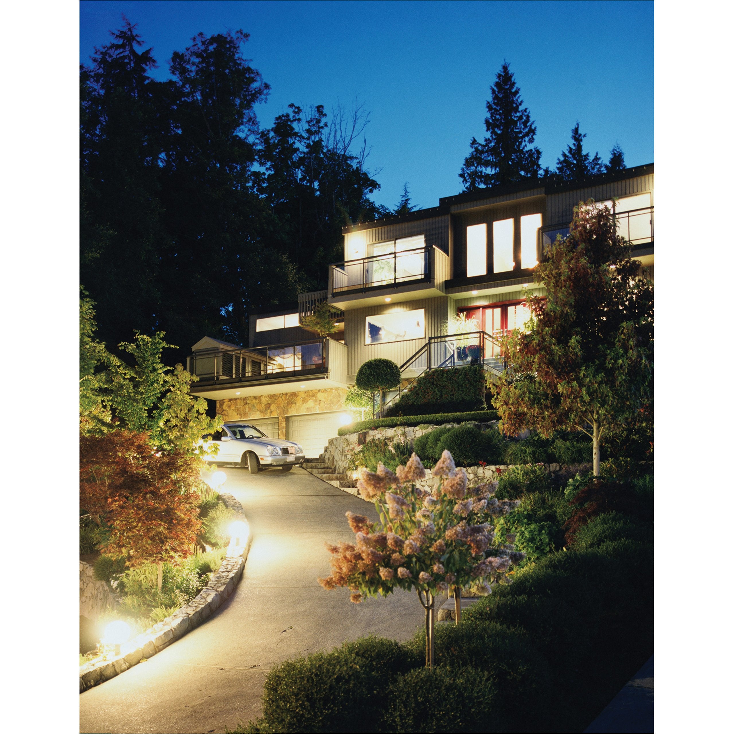 Westinghouse 15-Watt (Replaces 90-Watt) PAR38 Bright White LED Flood Outdoor Wet Location Light Bulb with Medium Base, 2 Pack (0