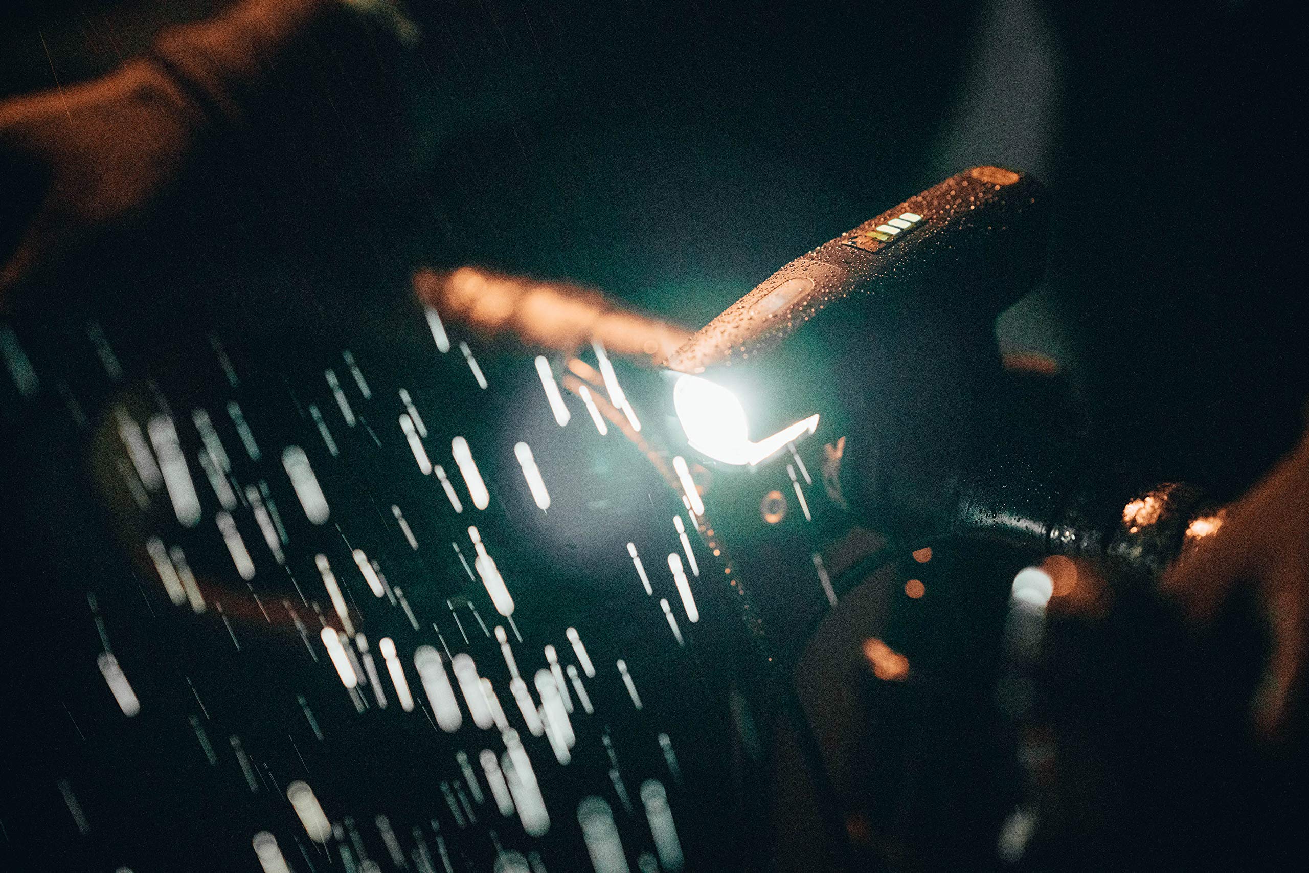 Portland Design Works - City Rover Power 700 | Usb-C Rechargeable Bicycle Headlight