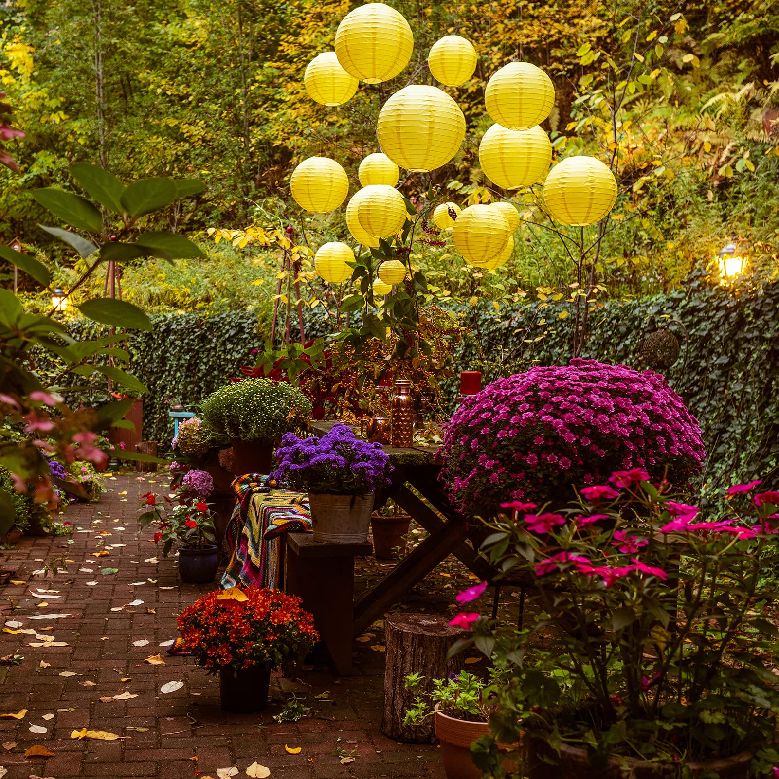 Avoseta Yellow Paper Lanterns - 25 Piece Set - Party Decorations for Birthdays, Weddings, and Special Occasions