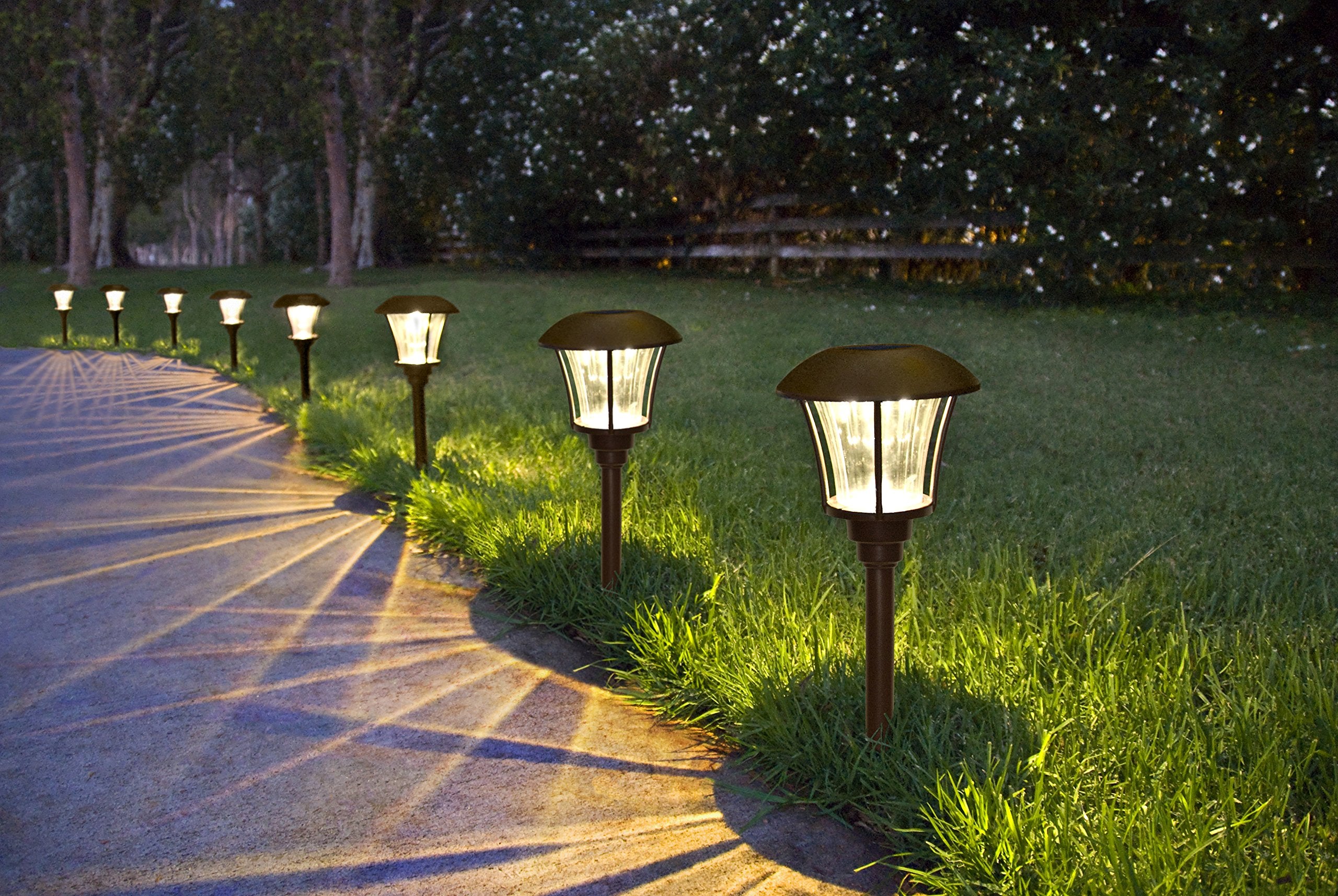 Alpan 10192 Solar Pathway Lights, 8 LED, Aluminum, One Size, Oil-Rubbed Bronze