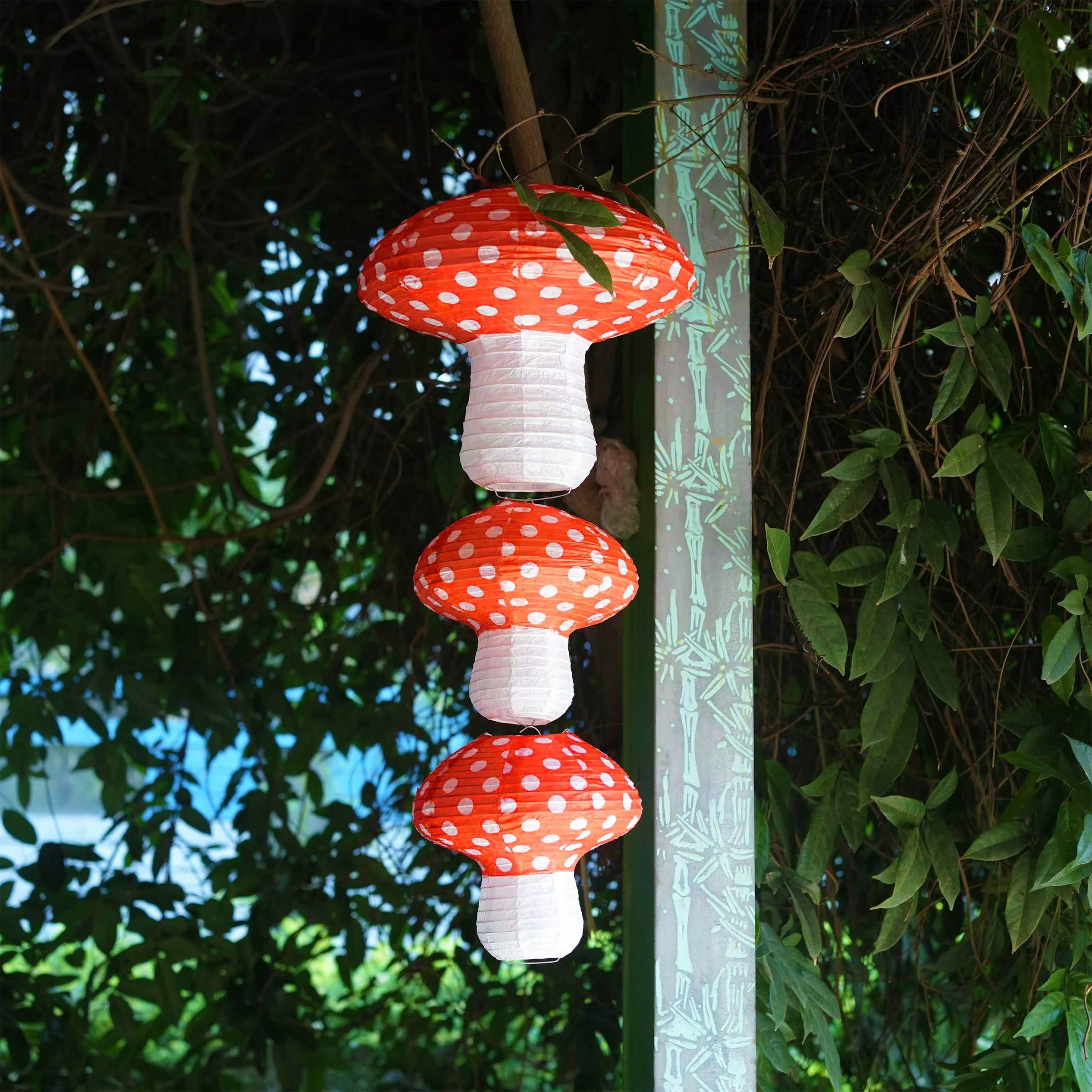 3Pcs Mushroom Paper Lanterns, 3D Mushroom Hanging Ornament For Wonderland Jungle Forest Themed Birthday Party Wedding Nursery De