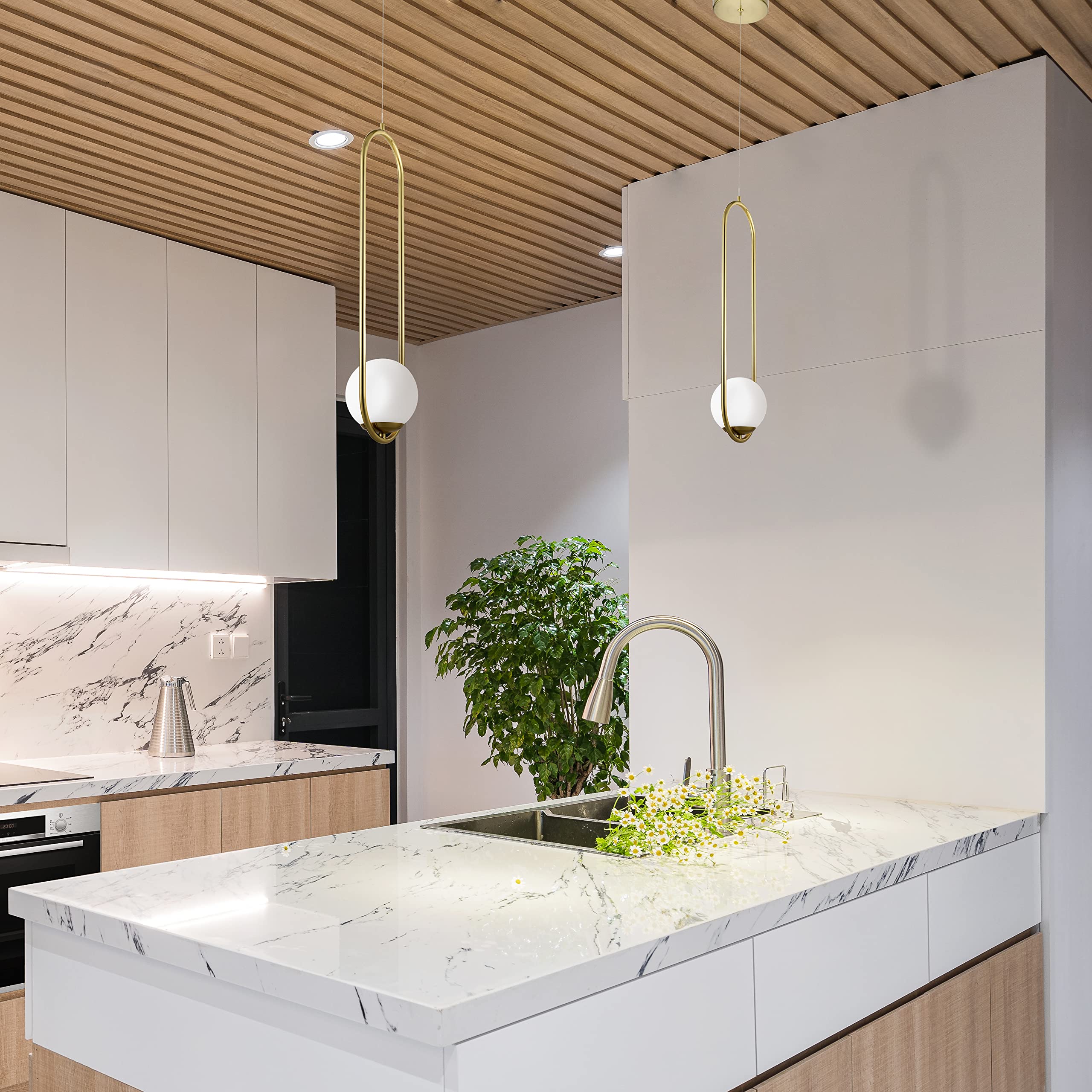 Vonn Capri 7&quot; Led Pendant Light, Height Adjustable, Antique Brass & Glass Shade