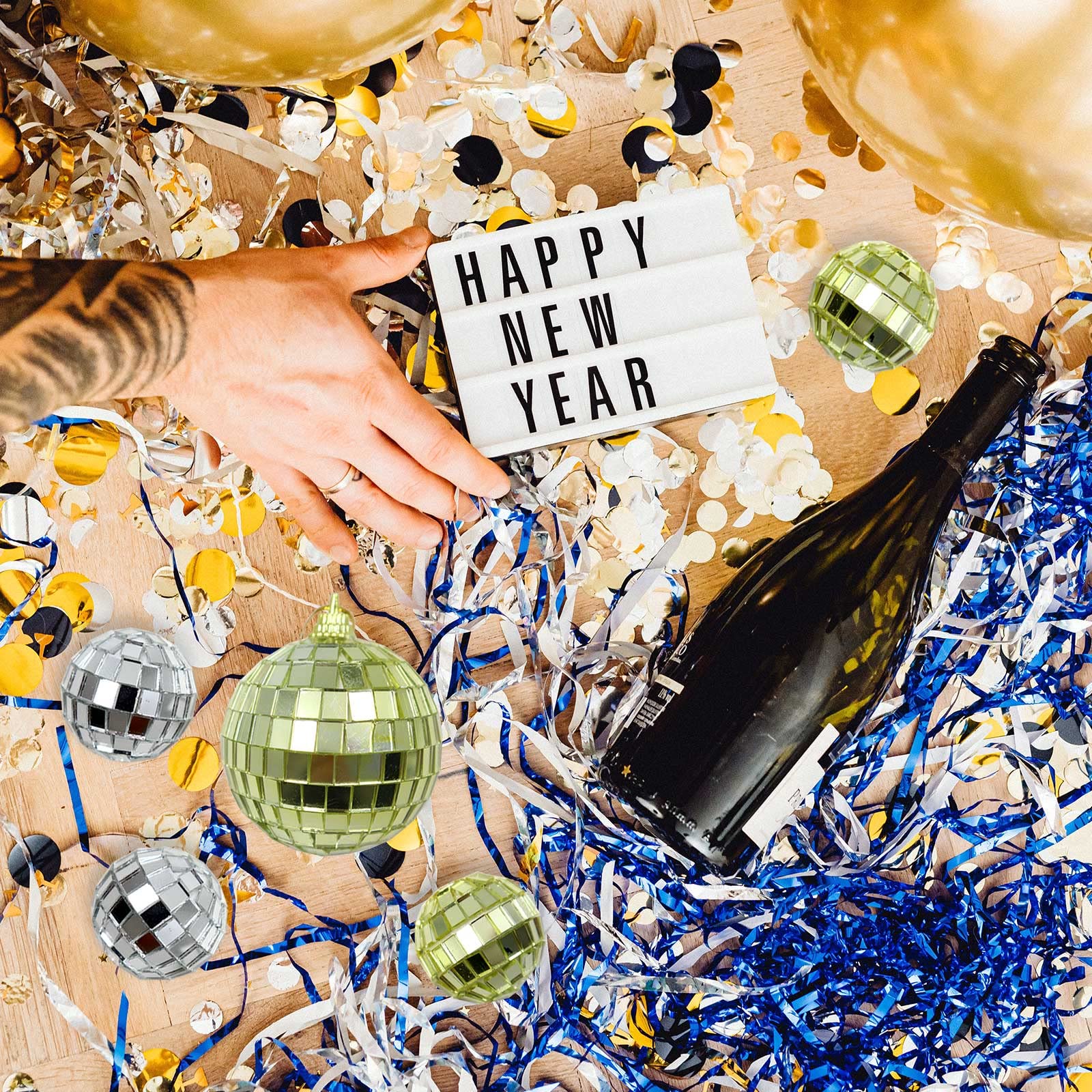 Yitexin 15Pcs Small Mirror Disco Ball Ornaments, 5cm Diameter, Silver, Stainless Steel, Perfect for Party and Cake Decoration