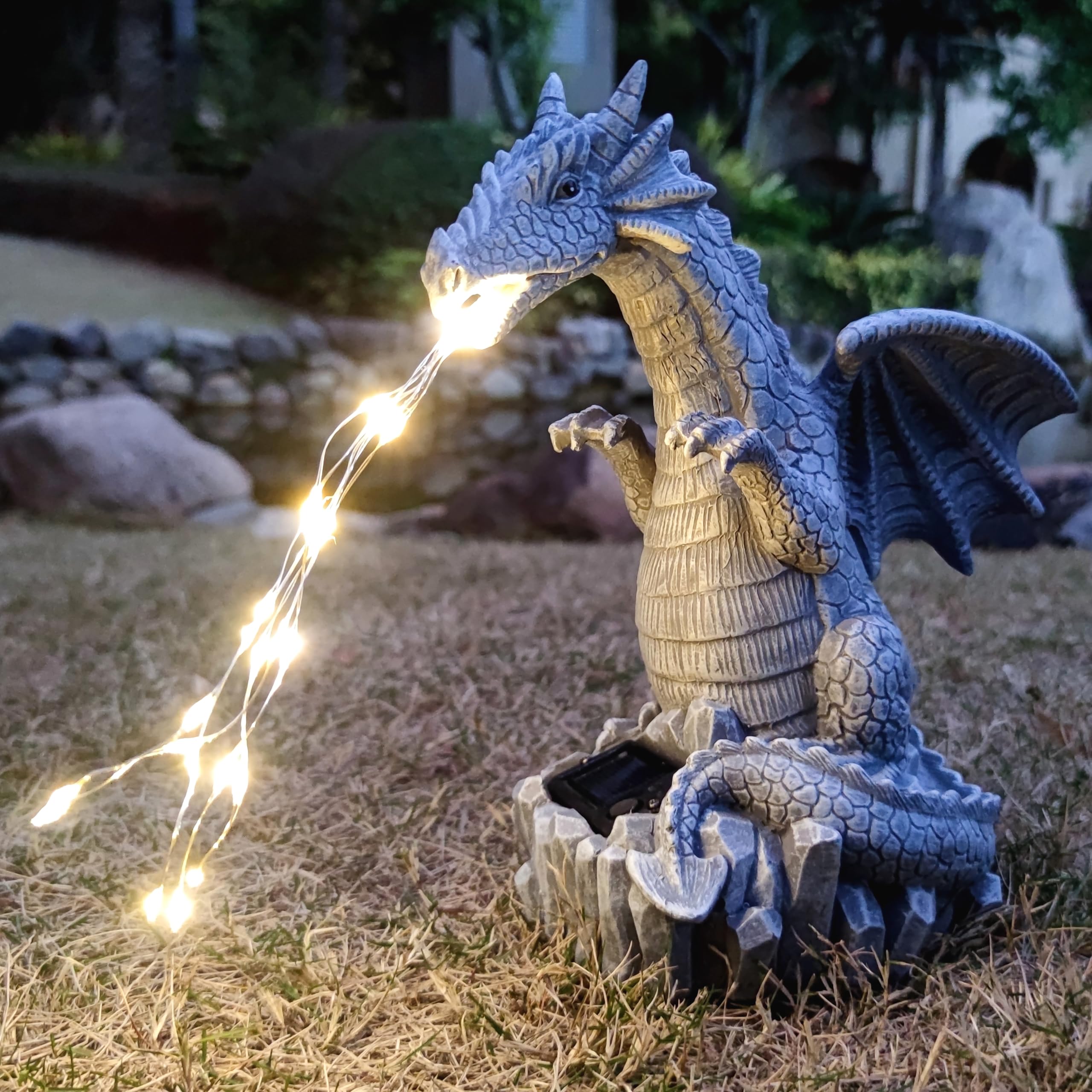 RCTTICUU Solar Dragon Garden Statues Outdoor Lights Watering Decor, Resin Dragon Figurine with 30 LED String Lights Lawn Patio B