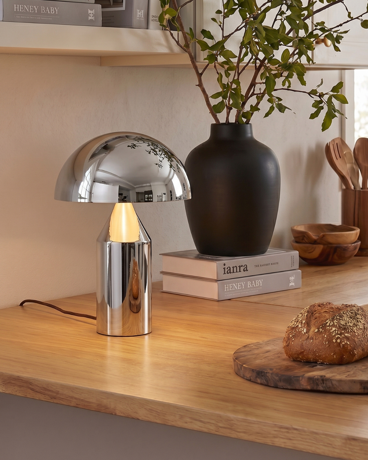 Venus Table Lamp