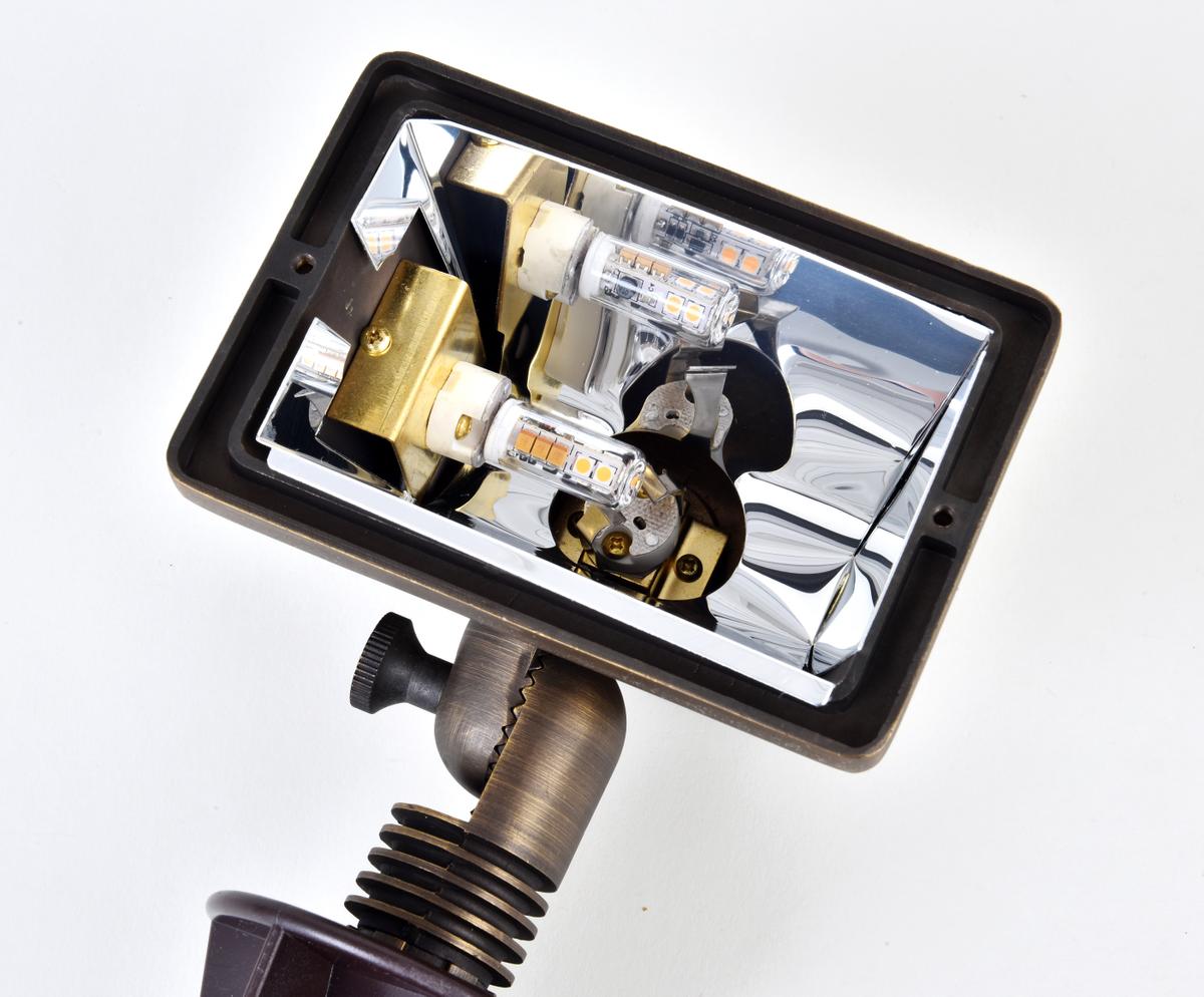 Cast Brass Flood Light W2.75In D5.25In H8In Antique Brass  Mr11/ Mr16 Dual Socket