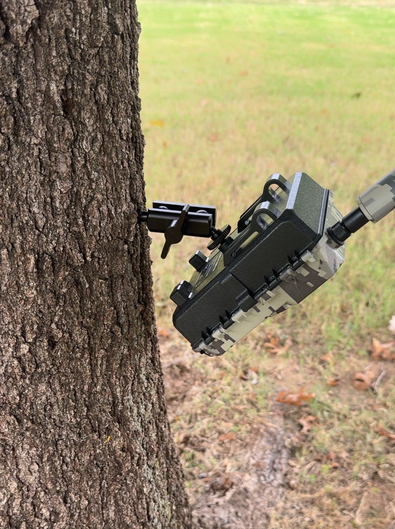 Tree Biter Pro: for Trail Cameras and Solar Panels. 