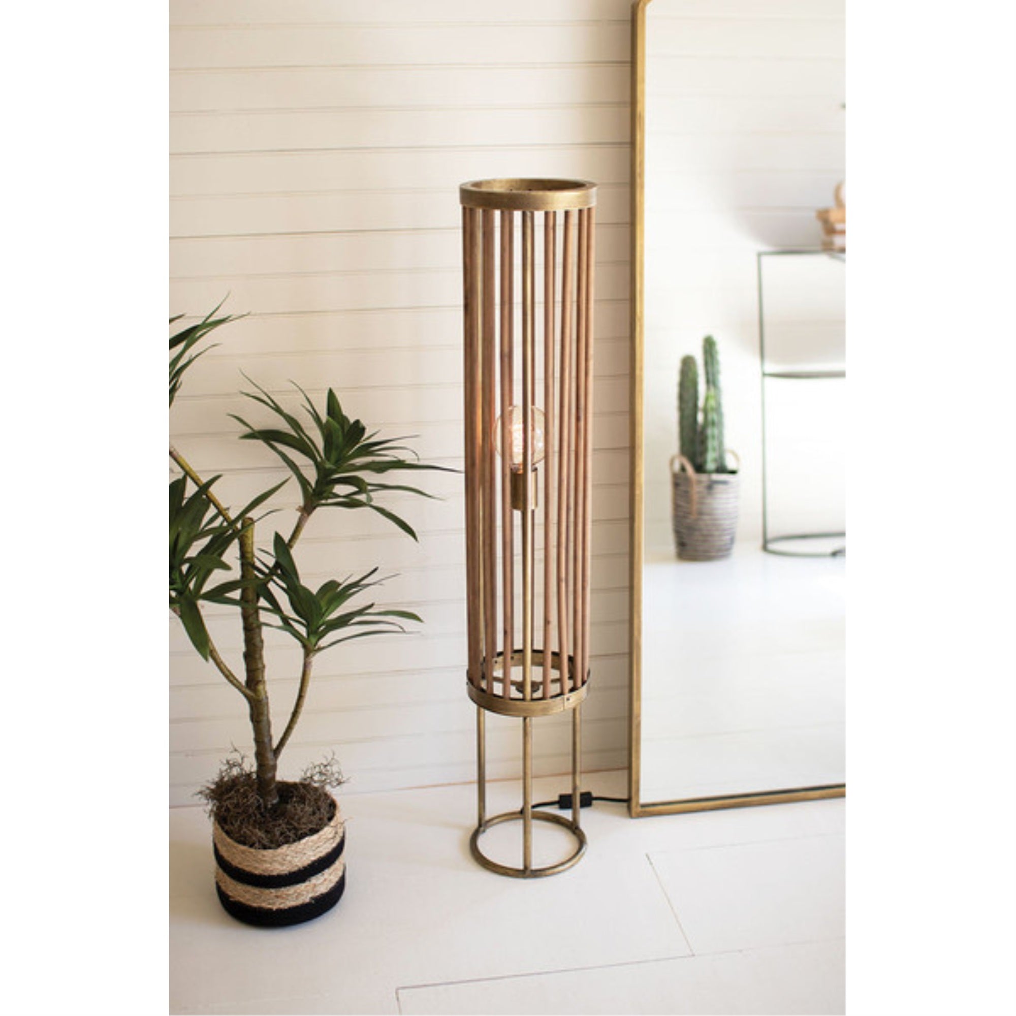 ROUND BRASS AND WOOD CYLINDER TABLE LAMP