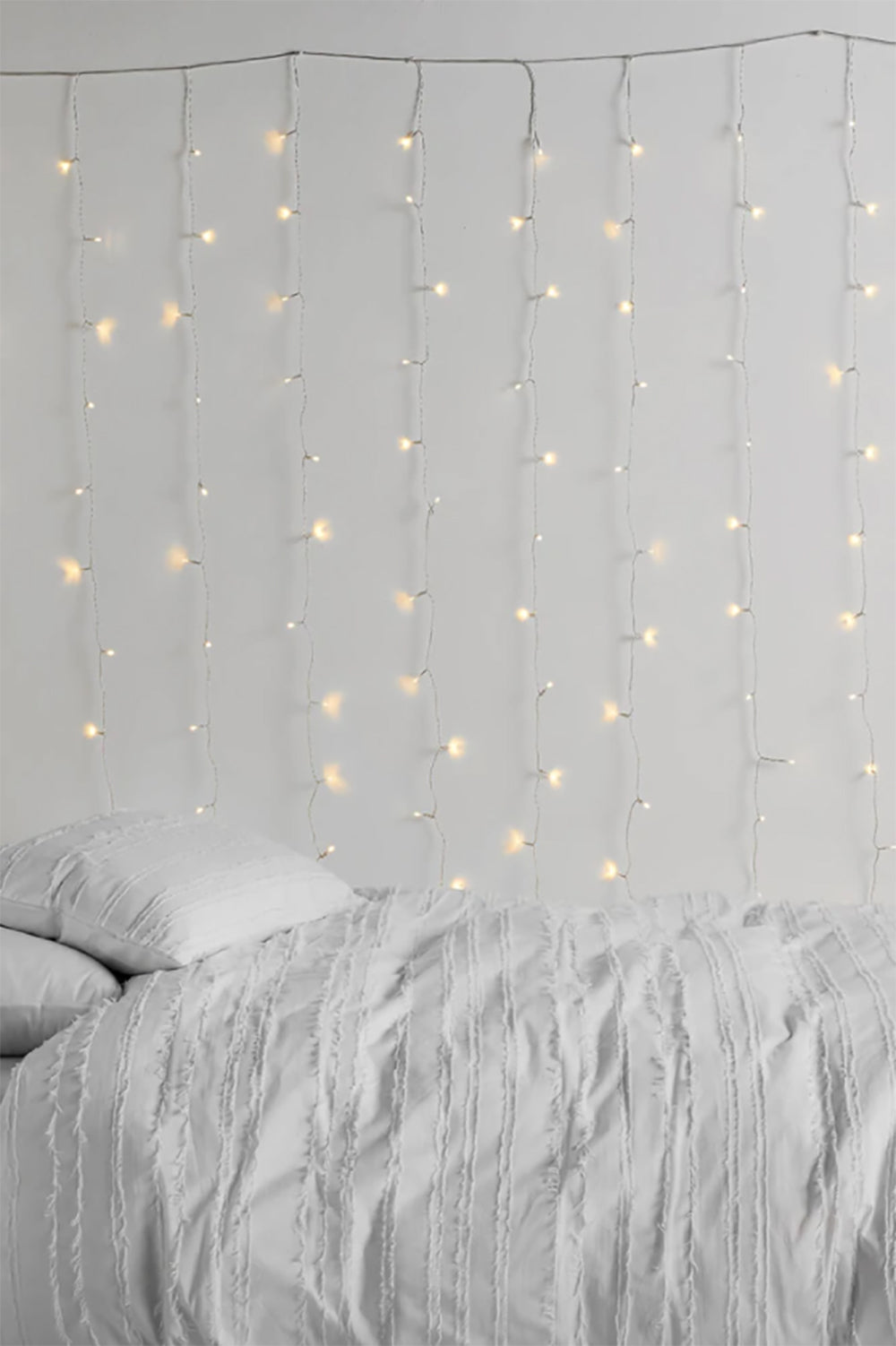 300 LED 9ft x 9ft Twinkling Curtain Lights Plug in