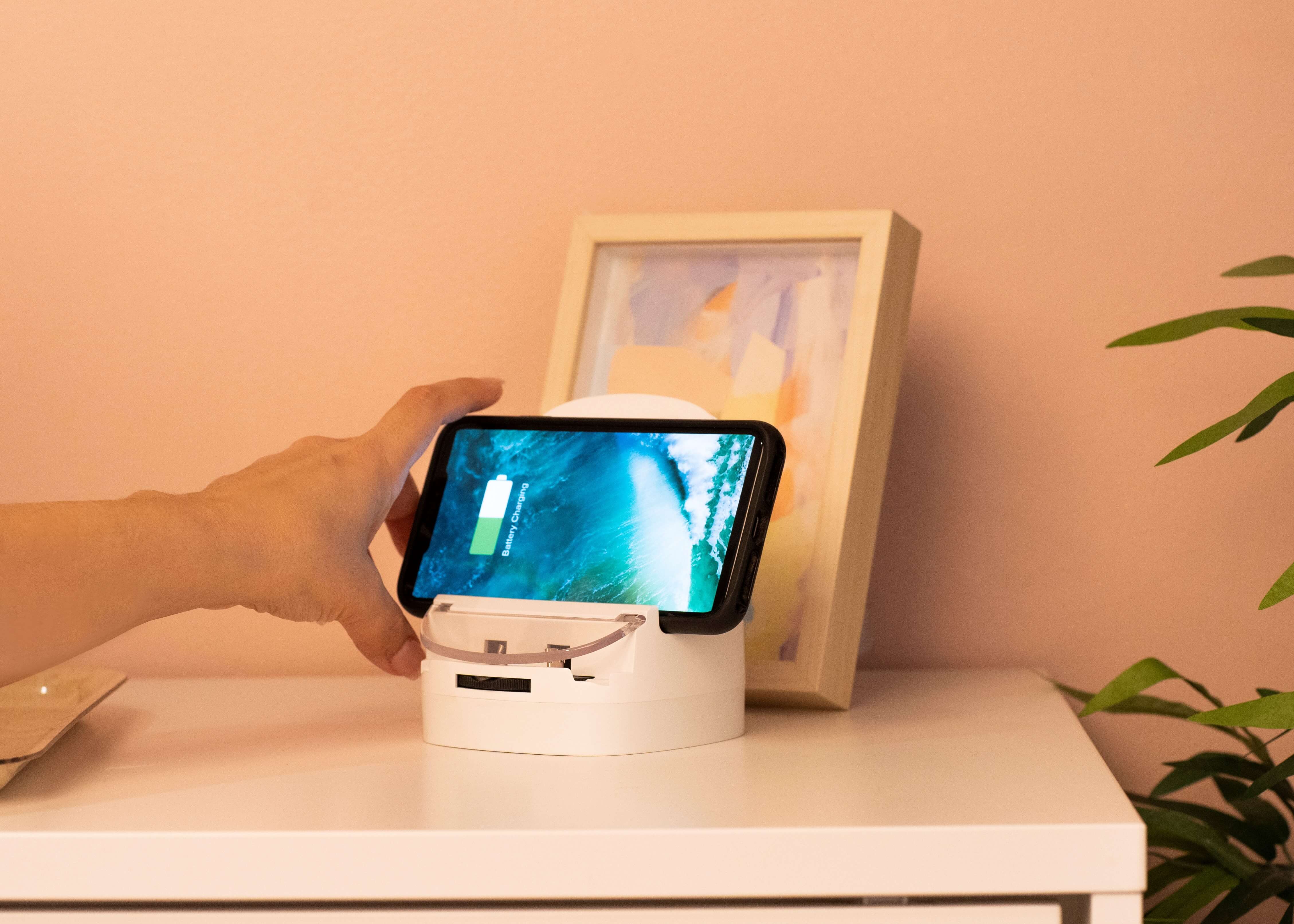 Lumicharge UD- iPhone 16, 15, 14, 13, 12, X and Android Charger - Adjustable Fast Wireless Charger