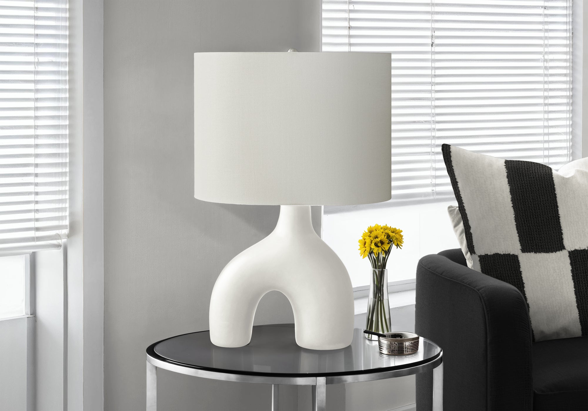 Monarch Specialties Table Lamp, 25in H, White Ceramic, Ivory Shade, Model I 9665