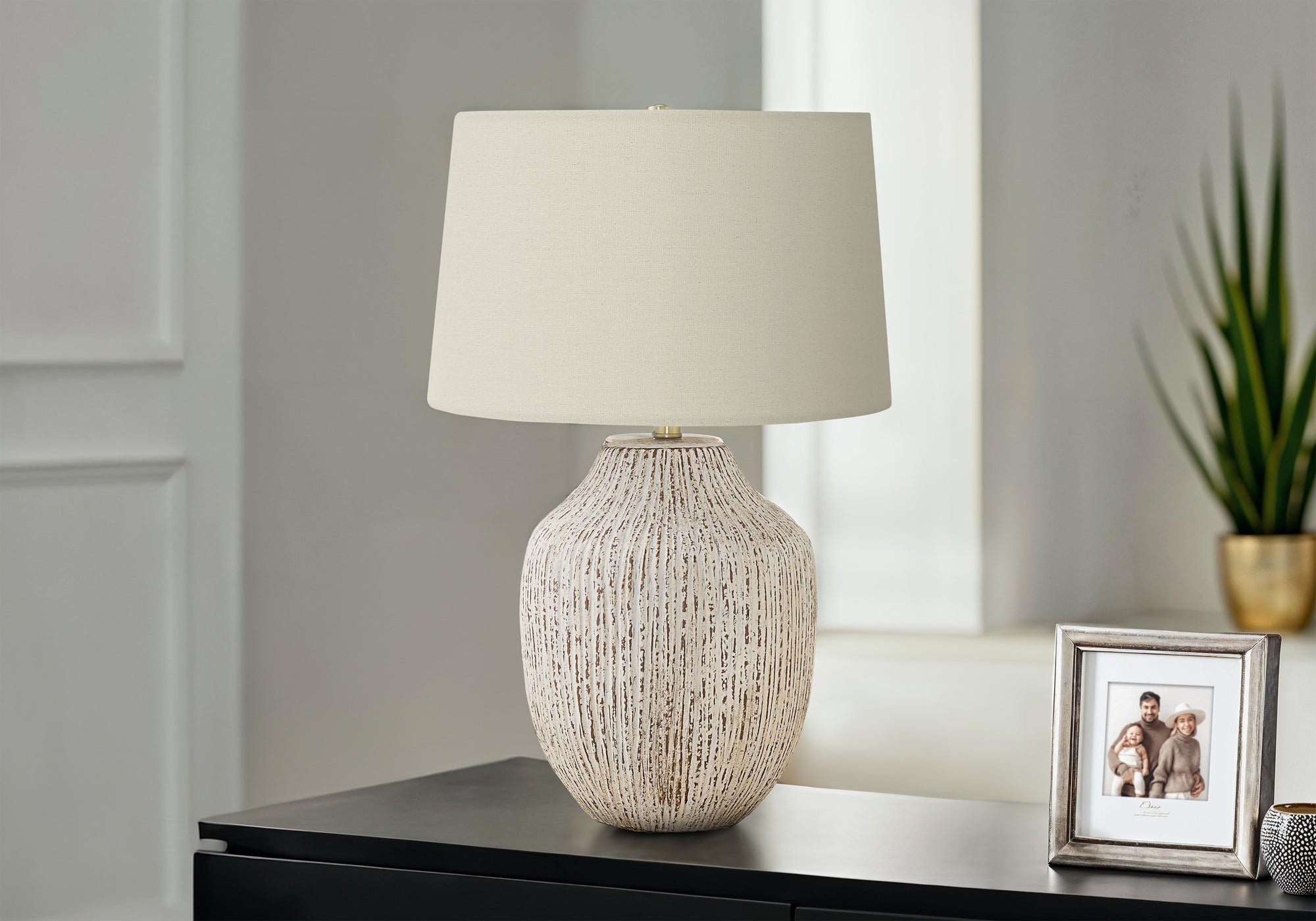 Monarch Specialties I 9719 Lightingtable Lamp, Cream Ceramic, Ivory/Cream Shade, Transitional