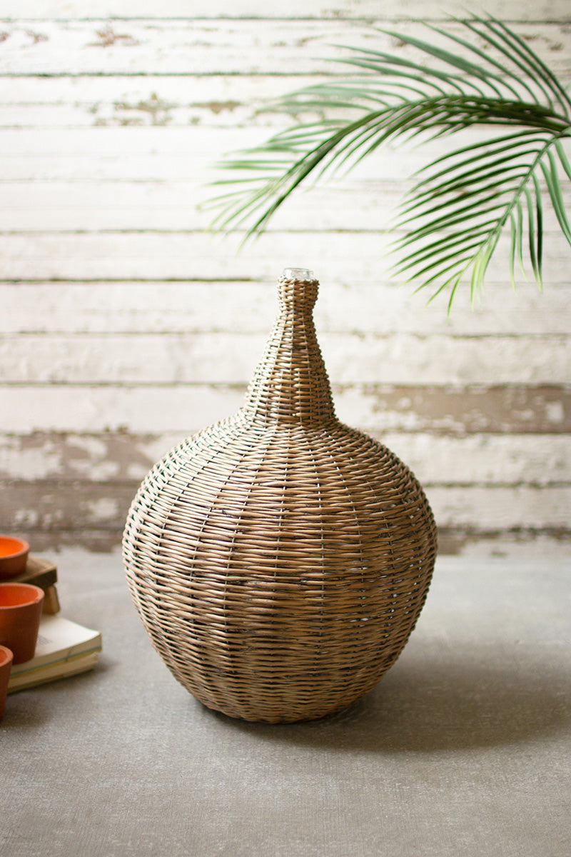 Kalalou cLAN1011 13 x 18 in Wicker Vessel with glass Neck