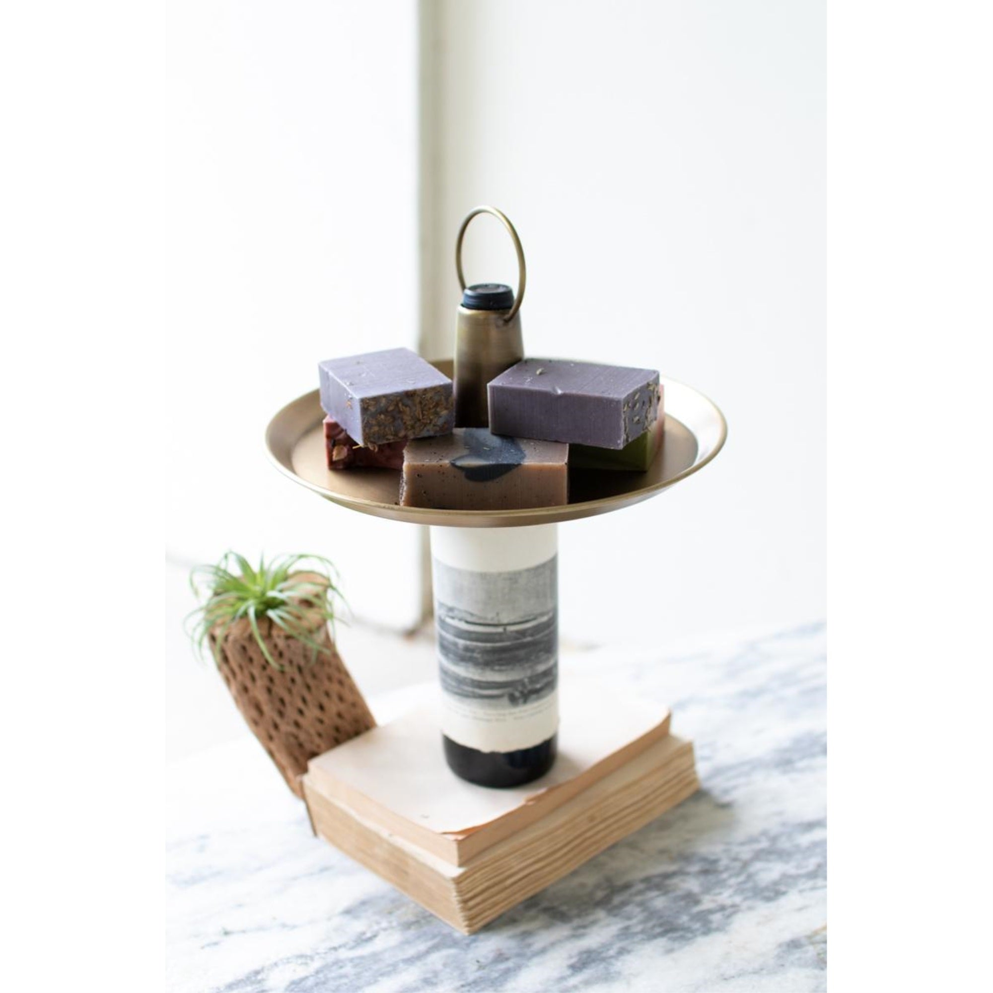 ANTIQUE BRASS FINISH BOTTLE TOPPER