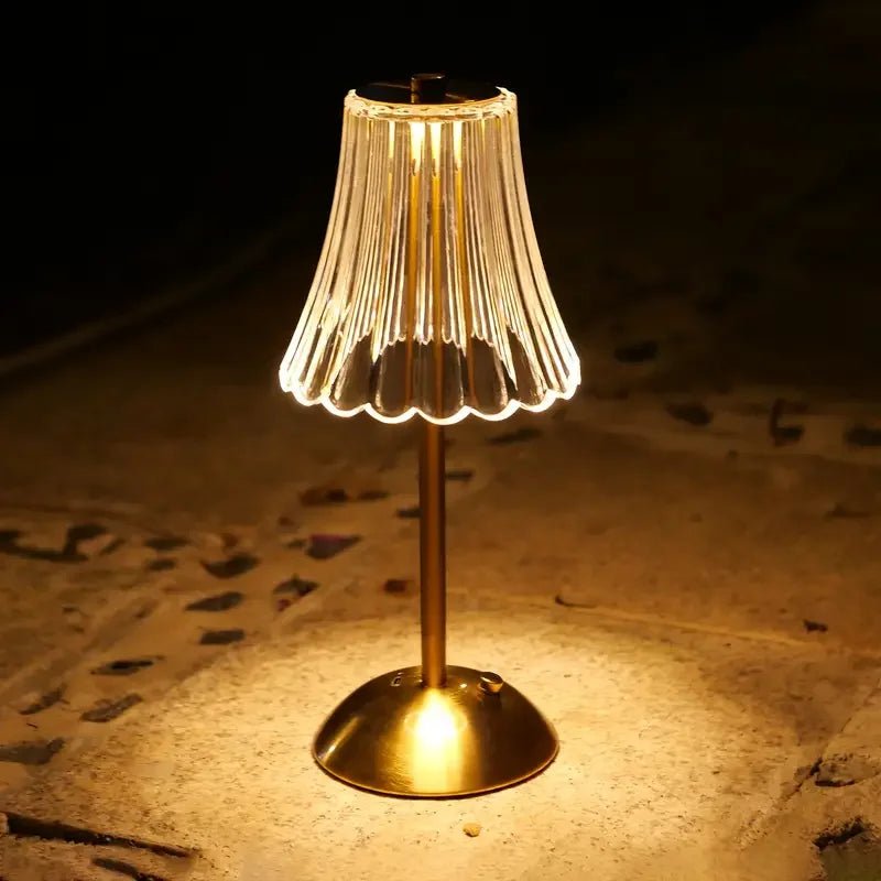 Vintage Crystal LED Desk Lamp, USB Charging, Suitable for Bedrooms and Living Rooms, Easily Creating a Warm Atmosphere