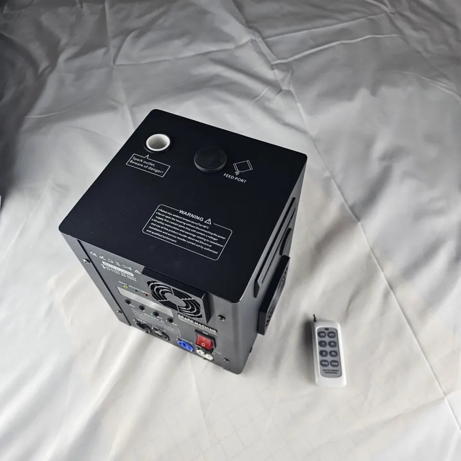 Cold Spark Machine Ti Powder 700W Cold Sparkler Machine Flight Case Only DMX Firework Machine