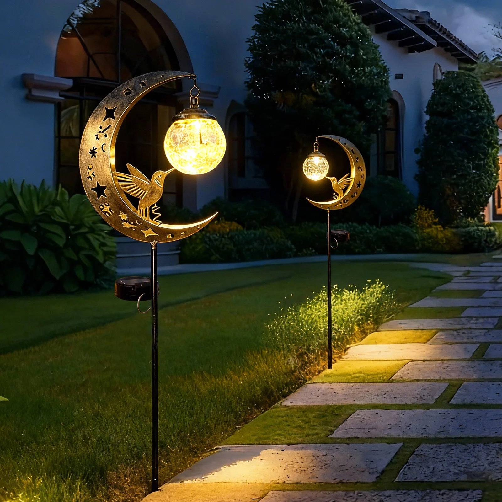 Solar-powered Moon-shaped Ground Light with Hummingbird and Glass Ball Decorations, Suitable for Outdoor Patio Decoration and Ho