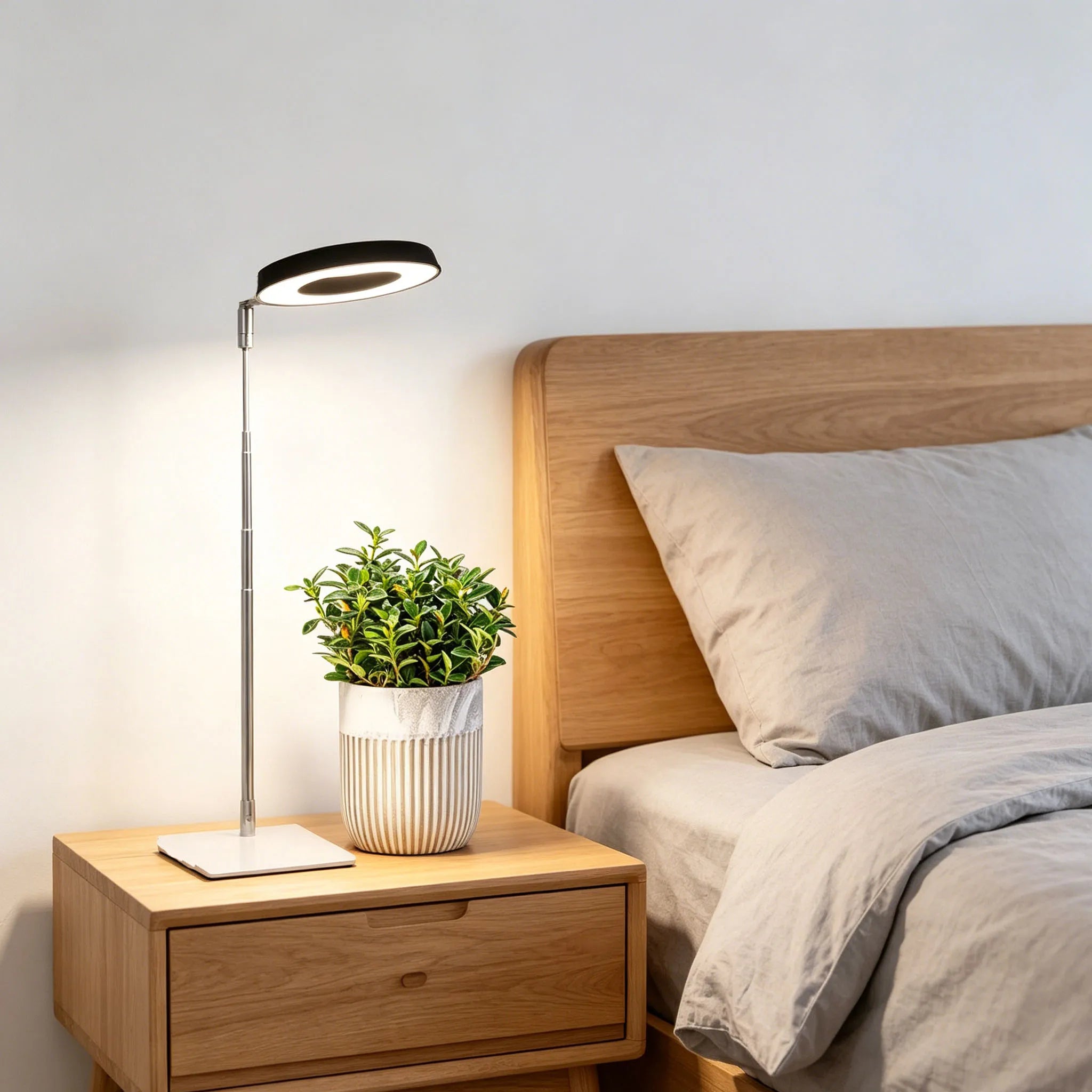 Indoor Full-Spectrum Plant Growth Lights, Led Plant Lights, and Indoor Sunlight-Like Growth Lights Are Suitable for Indoor Plants and Grow Lights with Retractable Bases