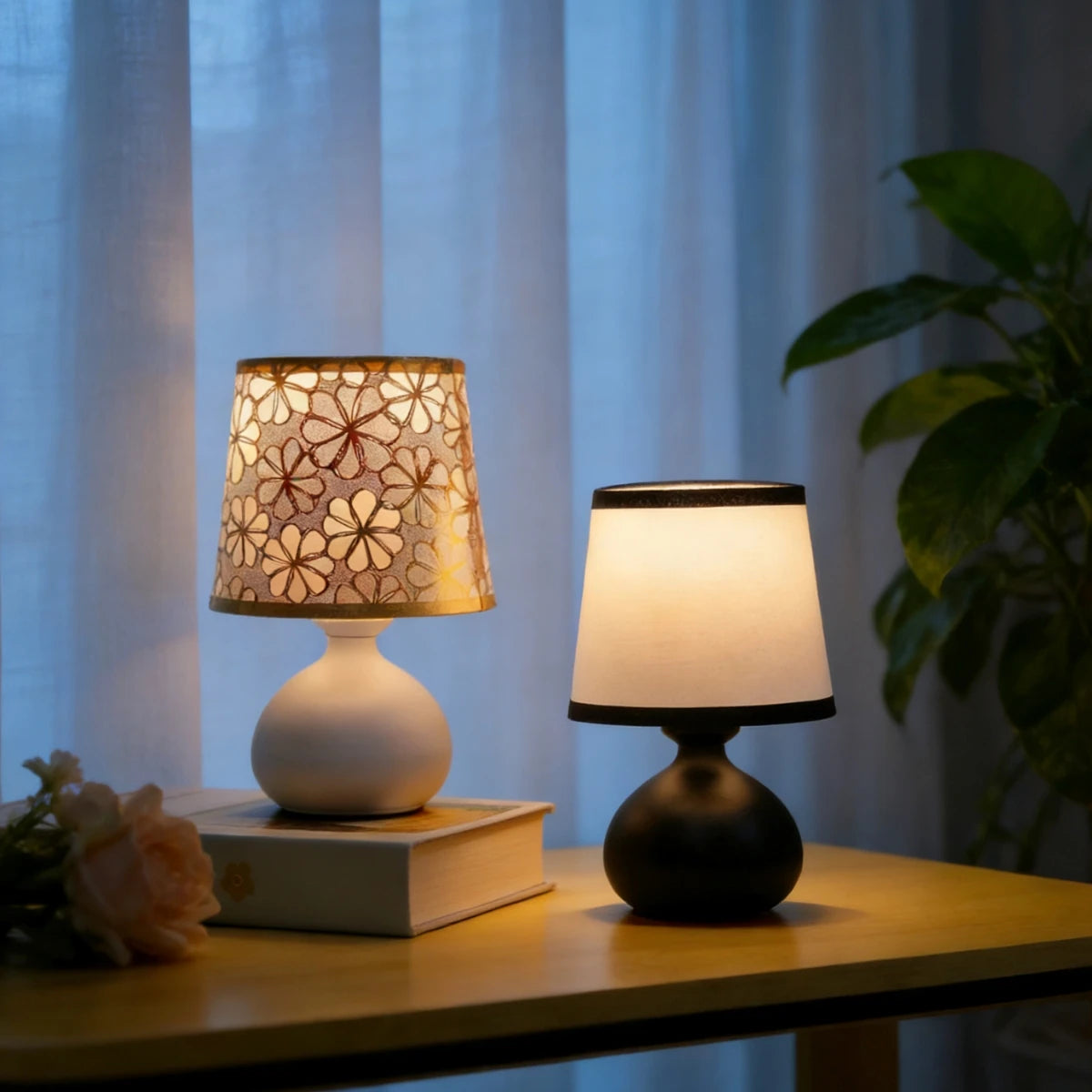 Small and Medium-Sized Bedside Table Lights Are Suitable for Home Use, Including Bedrooms, Living Rooms, Study Rooms, Dormitorie