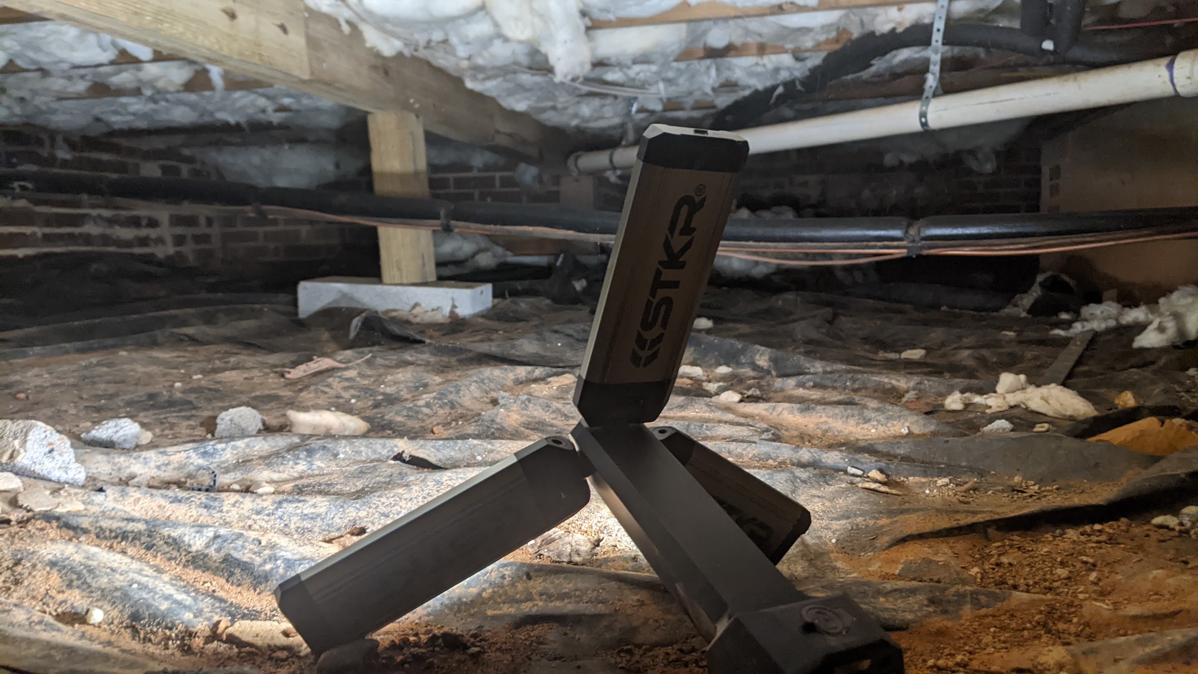 TRi-Mobile Work Light with Tripod -  Portable Rechargeable Shoplight