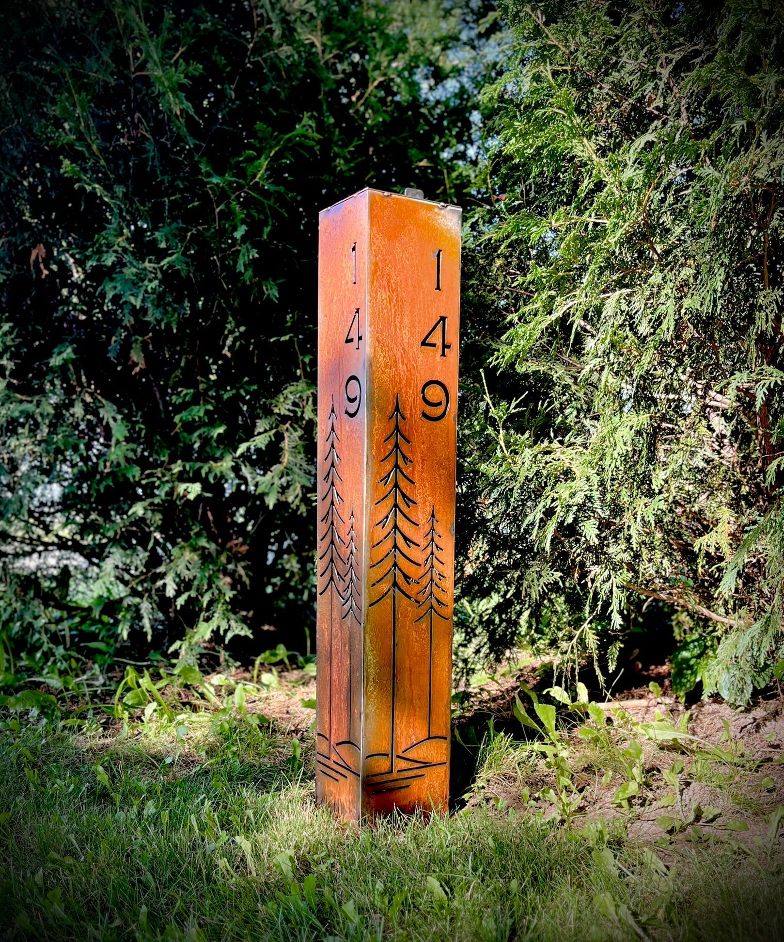 Simple Pines Address Solar Pillar - Steel - Corten Available