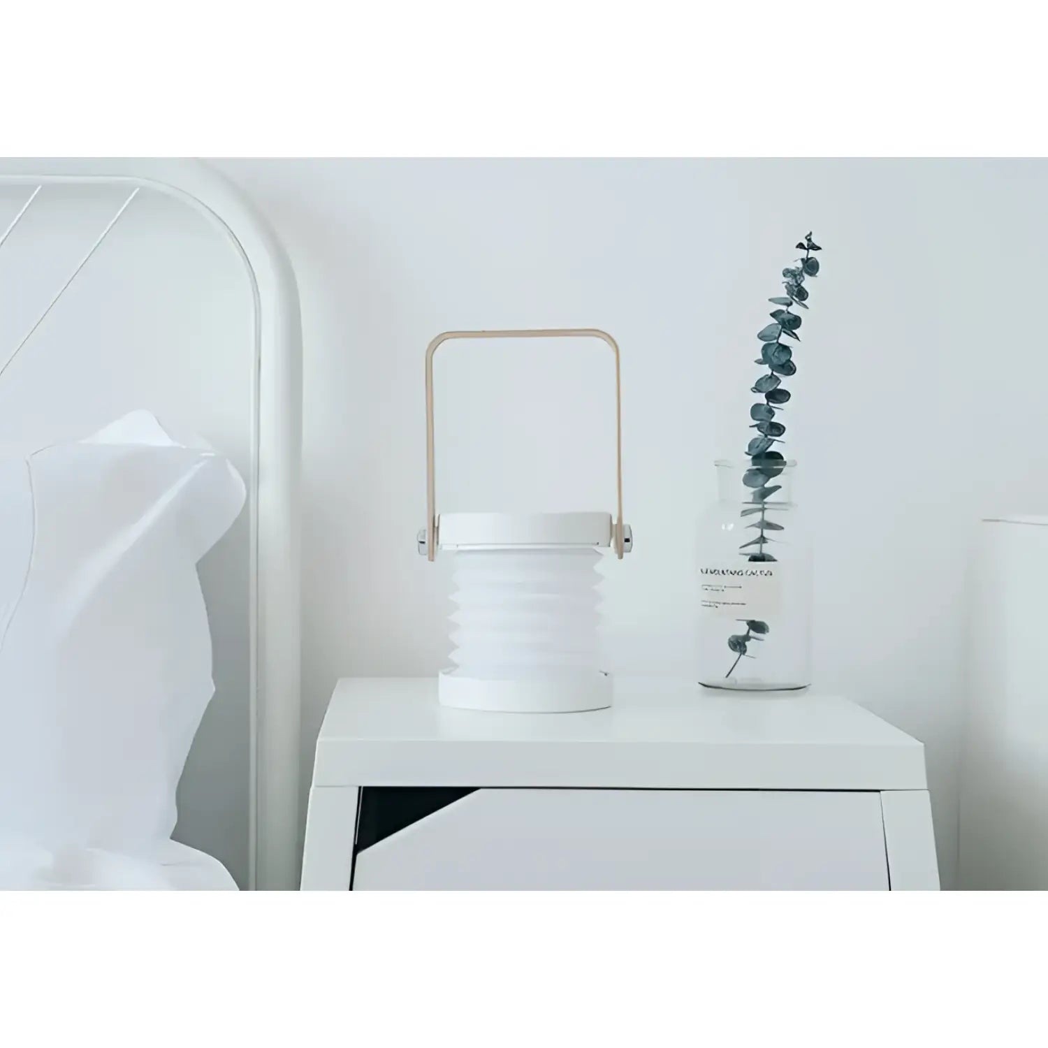 USB Rechargeable & Portable Lamp with Foldable LED Light Feature