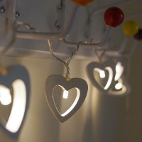 Indoor Fairy Lights - Wooden Heart Shape - Battery Powered - Timer Function - 10 Warm White Leds - 6Ft