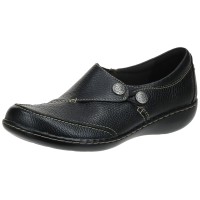 Clarks Womens Ashland Lane Q Slip-On Loafer, Black, 7 W Us