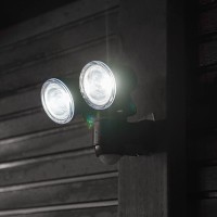 Outdoor Security Wall Light - Battery Powered - Pir Motion Sensor - 350 Lumen - White Leds - 8