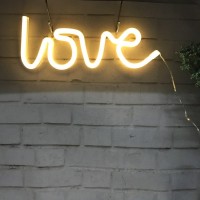 Qiaofei Neon Love Signs Light Led Love Art Decorative Marquee Sign - Wall Decor/Table Decor For Wedding Party Kids Room Living Room House Bar Pub Hotel Beach Recreational (Warm White)