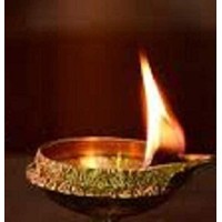 2Pc Brass Kuber Diya With Cotton Wick Puja Oil Lamp 2 Inches Home Decoration Joyti Set